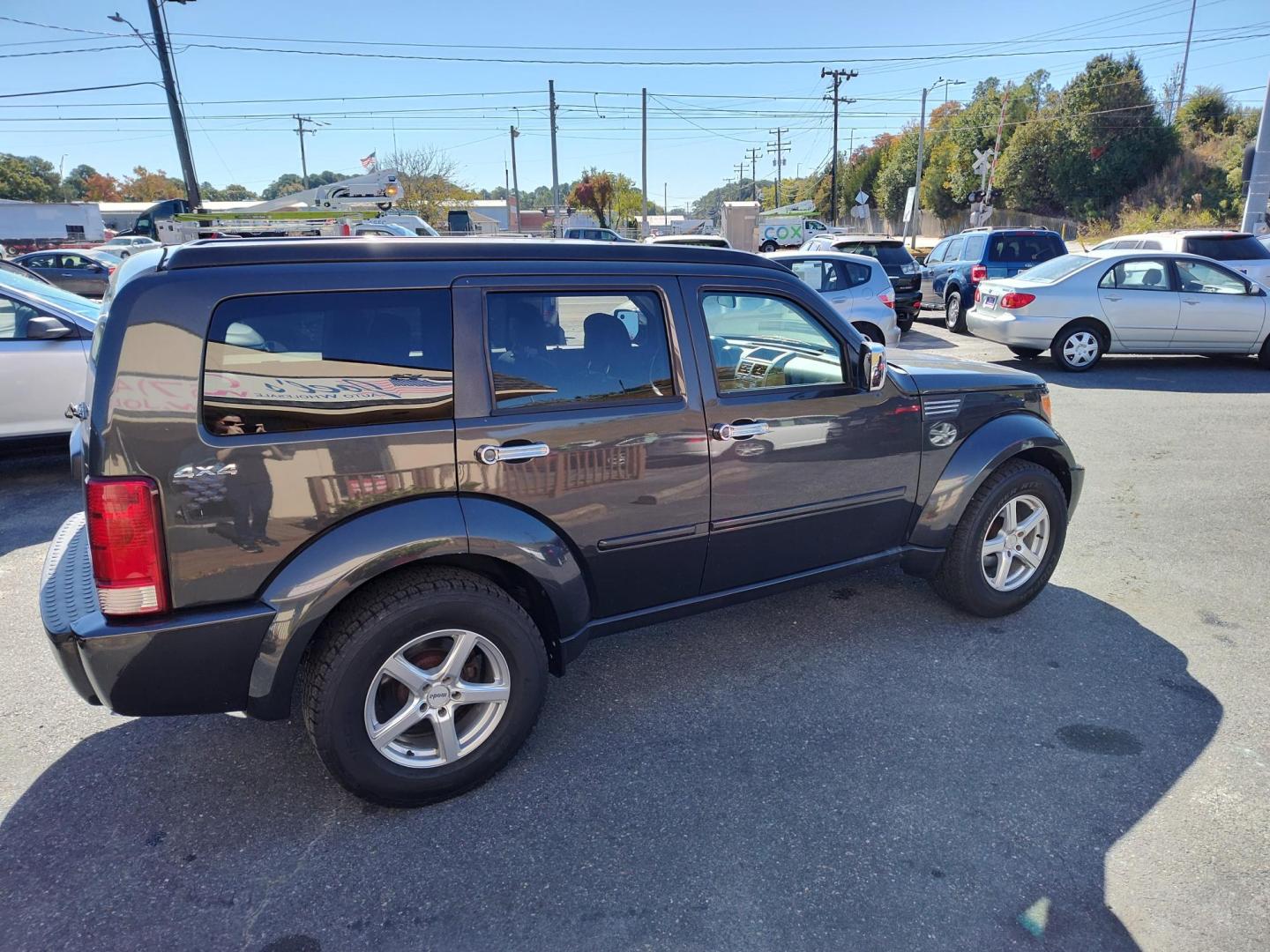 2010 Gray Dodge Nitro Heat 4WD (1D4PU4GK1AW) with an 3.7L V6 SOHC 12V engine, 4-Speed Automatic transmission, located at 5700 Curlew Drive, Norfolk, VA, 23502, (757) 455-6330, 36.841885, -76.209412 - Photo#14