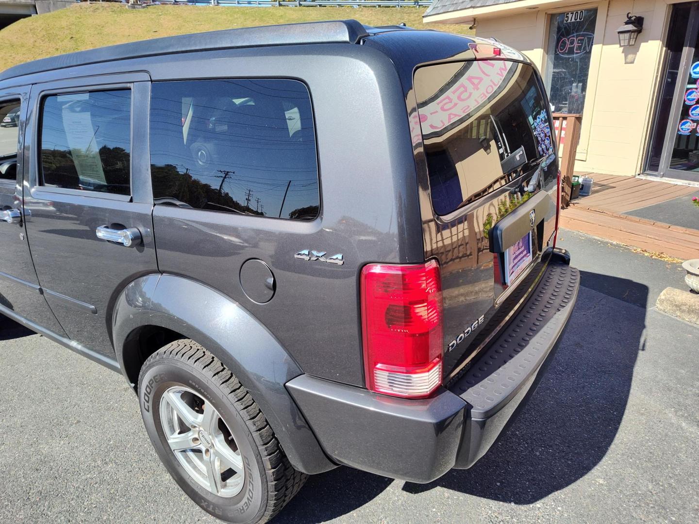 2010 Gray Dodge Nitro Heat 4WD (1D4PU4GK1AW) with an 3.7L V6 SOHC 12V engine, 4-Speed Automatic transmission, located at 5700 Curlew Drive, Norfolk, VA, 23502, (757) 455-6330, 36.841885, -76.209412 - Photo#11