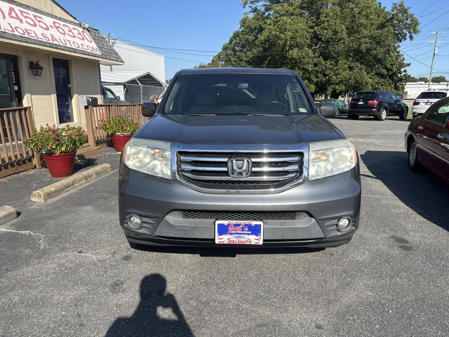 2012 Honda Pilot EX-L 4WD 5-Spd AT (5FNYF4H51CB) with an 3.5L V6 SOHC 24V engine, 5-Speed Automatic transmission, located at 5700 Curlew Dr., Norfolk, VA, 23502, (703) 554-4373, 36.841885, -76.209412 - Photo#4