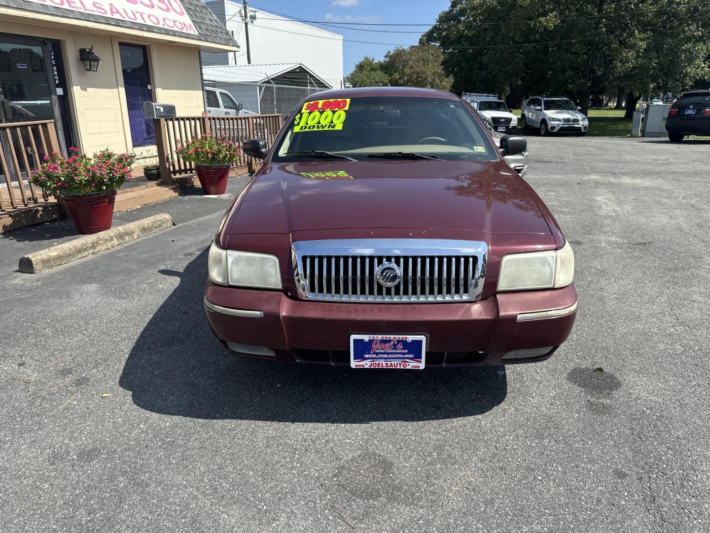 2007 Burgundy /Tan Mercury Grand Marquis LS Premium (2MEFM75VX7X) with an 4.6L V8 OHC 16V FFV engine, 4-Speed Automatic Overdrive transmission, located at 5700 Curlew Drive, Norfolk, VA, 23502, (757) 455-6330, 36.841885, -76.209412 - Photo#4