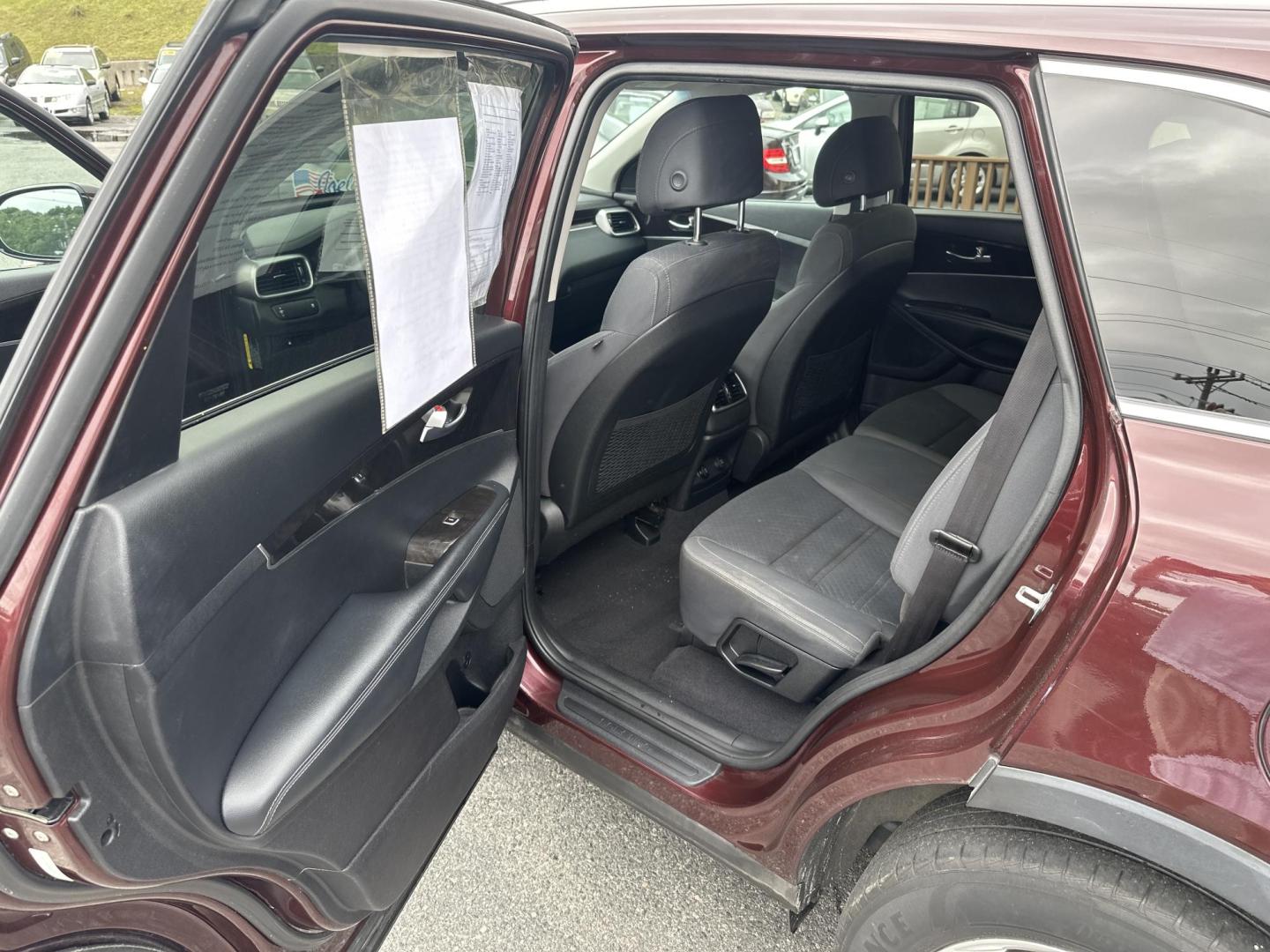 2017 Burgundy Kia Sorento LX V6 AWD (5XYPGDA56HG) with an 3.3L V6 DOHC 24V engine, 6A transmission, located at 5700 Curlew Drive, Norfolk, VA, 23502, (757) 455-6330, 36.841885, -76.209412 - Photo#7