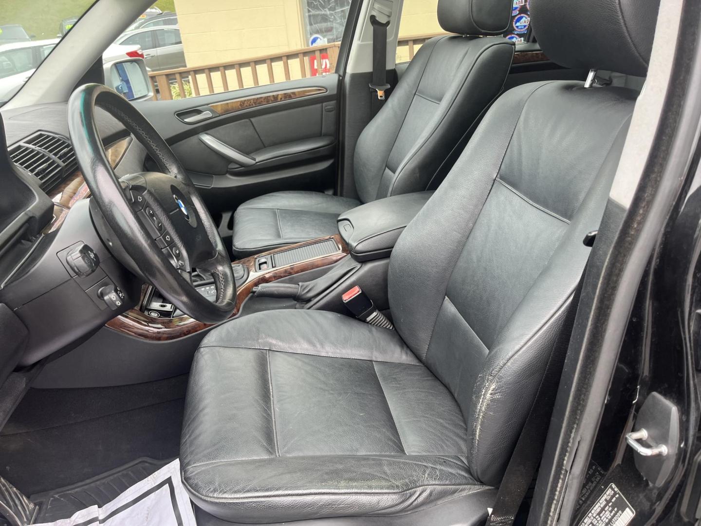 2004 Black /Black BMW X5 3.0i (5UXFA13534L) with an 3.0L L6 DOHC 24V engine, Automatic transmission, located at 5700 Curlew Drive, Norfolk, VA, 23502, (757) 455-6330, 36.841885, -76.209412 - Photo#12