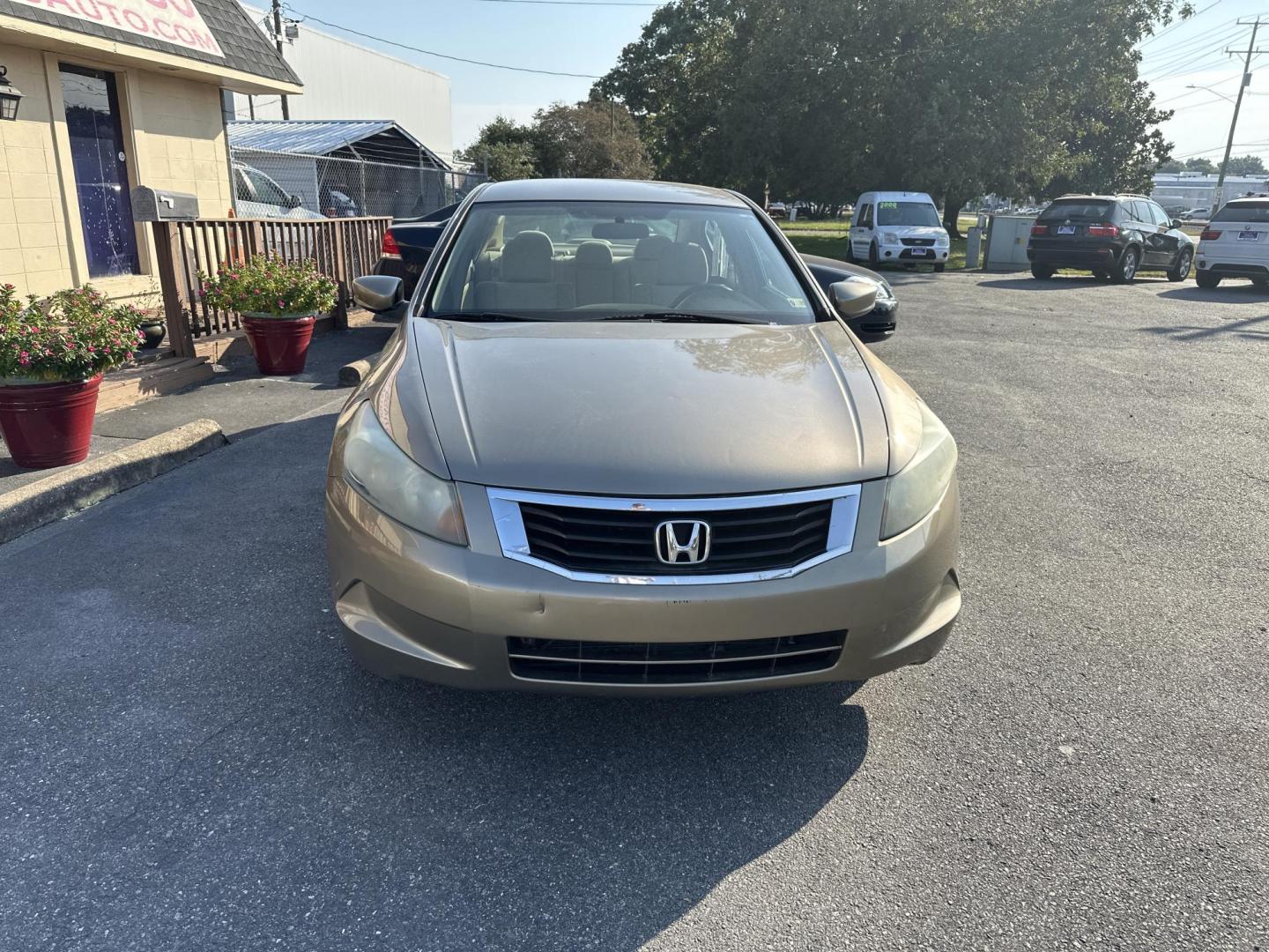 2008 Gold Honda Accord LX Sedan (1HGCP25308A) with an 2.4L L4 DOHC 16V engine, 5-Speed Manual Overdrive transmission, located at 5700 Curlew Drive, Norfolk, VA, 23502, (757) 455-6330, 36.841885, -76.209412 - Photo#4