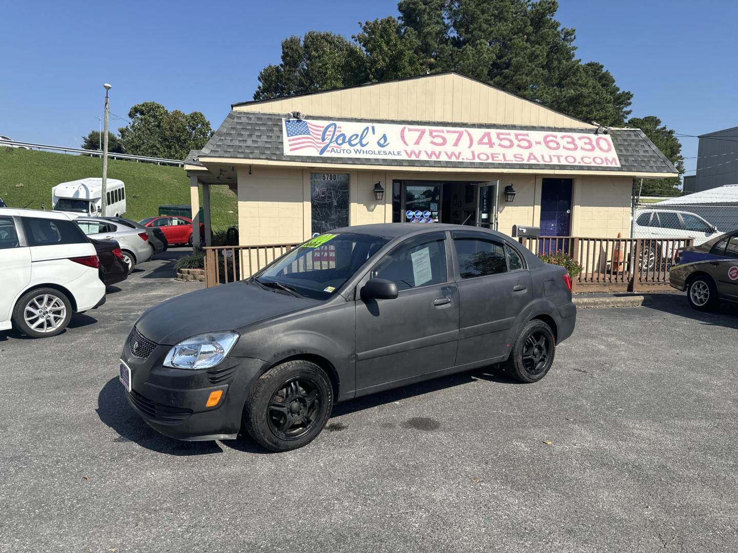 2008 Black Kia Rio Base (KNADE123986) with an 1.6L L4 DOHC 16V engine, 5-Speed Manual Overdrive transmission, located at 5700 Curlew Drive, Norfolk, VA, 23502, (757) 455-6330, 36.841885, -76.209412 - Photo#0