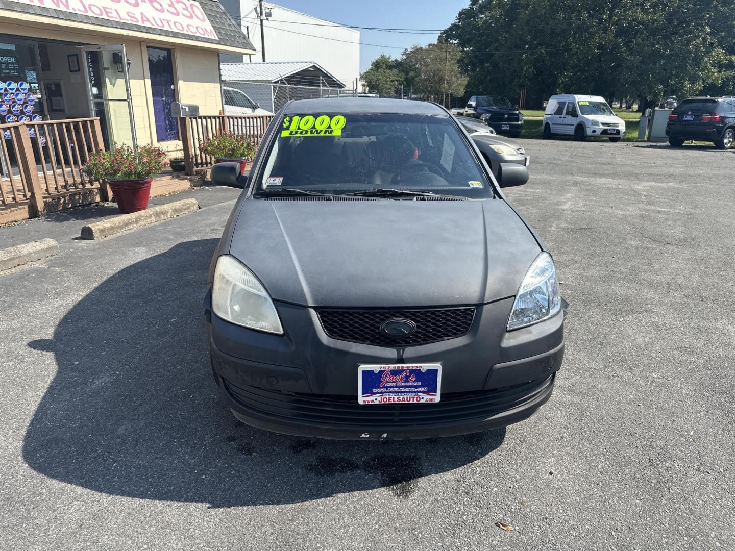 2008 Black Kia Rio Base (KNADE123986) with an 1.6L L4 DOHC 16V engine, 5-Speed Manual Overdrive transmission, located at 5700 Curlew Drive, Norfolk, VA, 23502, (757) 455-6330, 36.841885, -76.209412 - Photo#4