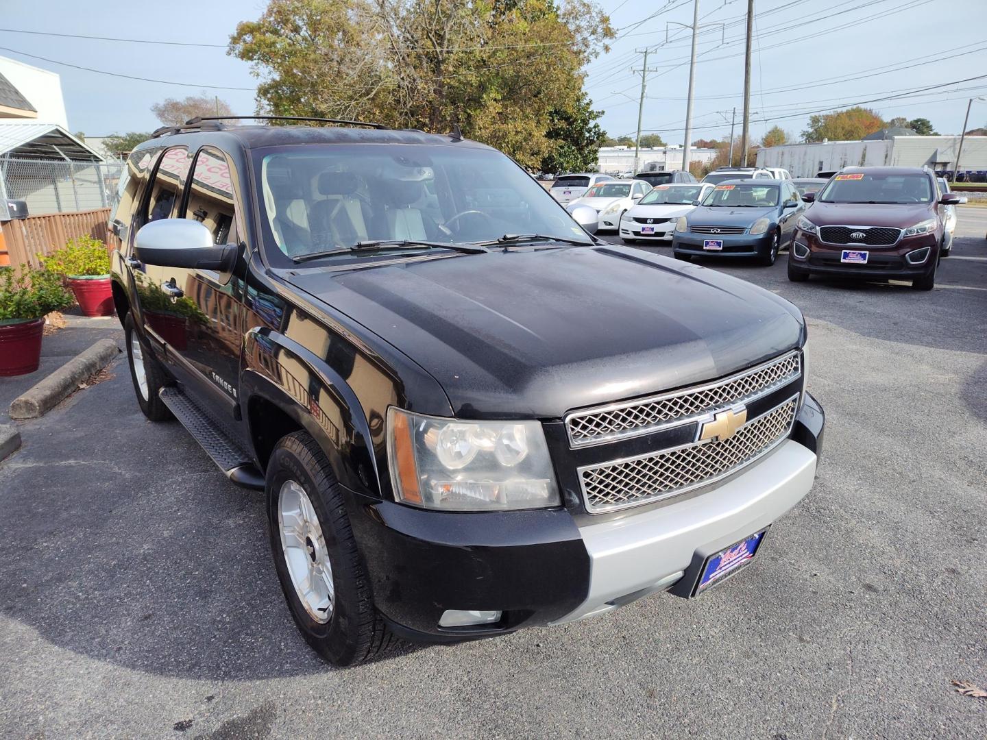 2007 Black Chevrolet Tahoe LS 2WD (1GNFC13097R) with an 5.3L V8 OHV 16V FFV engine, 4-Speed Automatic Overdrive transmission, located at 5700 Curlew Drive, Norfolk, VA, 23502, (757) 455-6330, 36.841885, -76.209412 - Photo#4