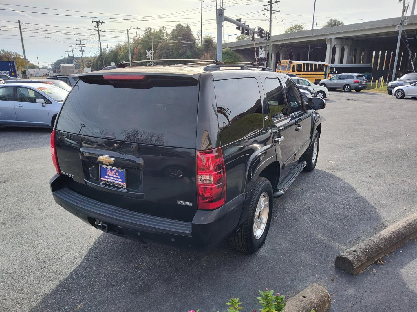 2007 Black Chevrolet Tahoe LS 2WD (1GNFC13097R) with an 5.3L V8 OHV 16V FFV engine, 4-Speed Automatic Overdrive transmission, located at 5700 Curlew Drive, Norfolk, VA, 23502, (757) 455-6330, 36.841885, -76.209412 - Photo#15