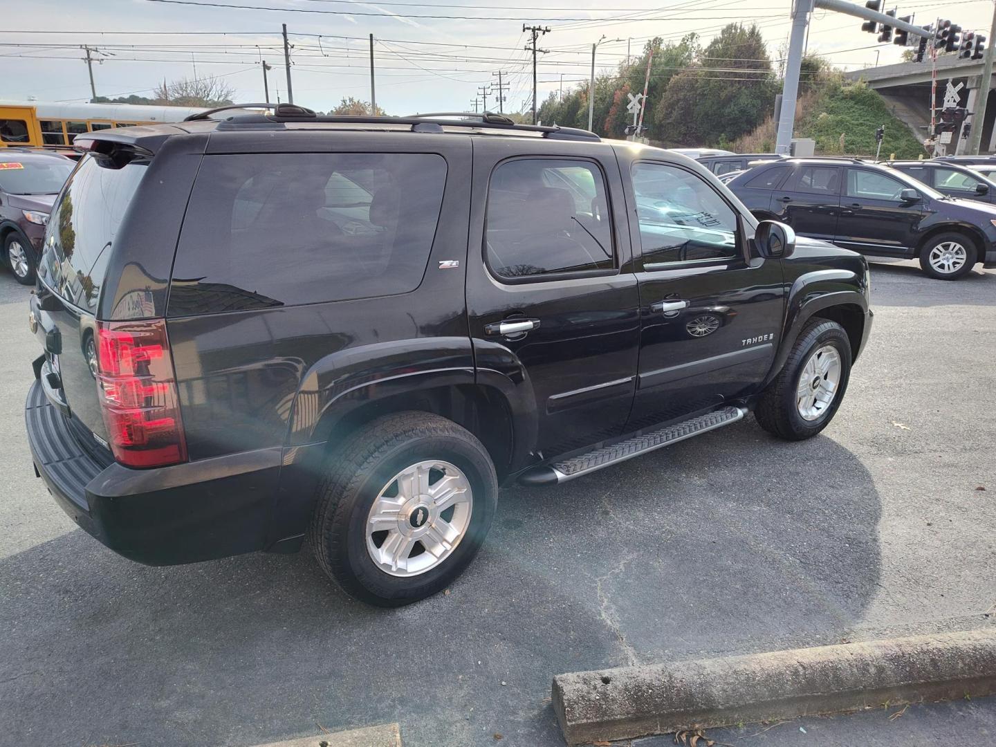 2007 Black Chevrolet Tahoe LS 2WD (1GNFC13097R) with an 5.3L V8 OHV 16V FFV engine, 4-Speed Automatic Overdrive transmission, located at 5700 Curlew Drive, Norfolk, VA, 23502, (757) 455-6330, 36.841885, -76.209412 - Photo#16