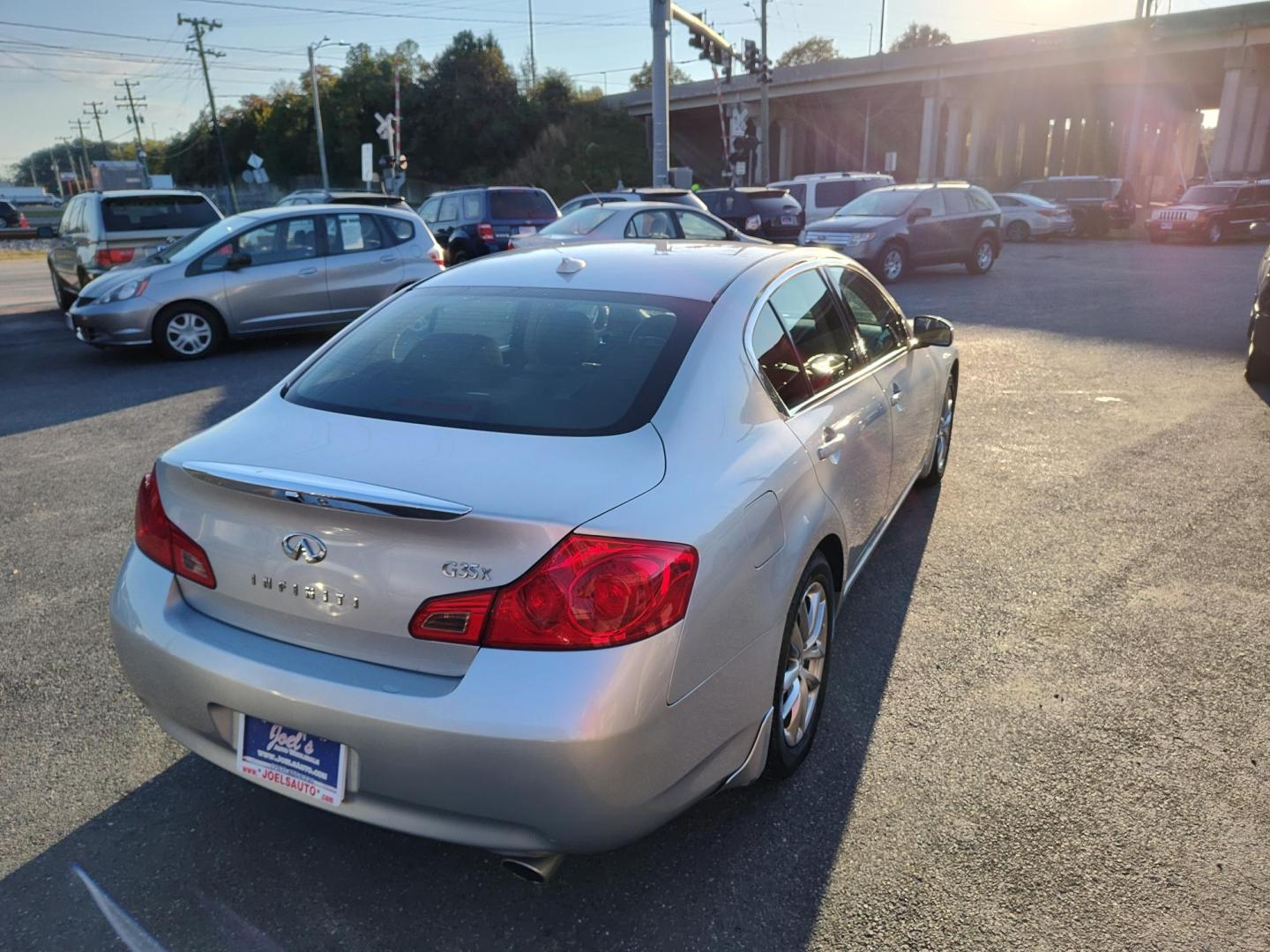 2007 Silver Infiniti G35 x AWD (JNKBV61F07M) with an 3.5L V6 DOHC 24V engine, 5-Speed Automatic Overdrive transmission, located at 5700 Curlew Drive, Norfolk, VA, 23502, (757) 455-6330, 36.841885, -76.209412 - Photo#12