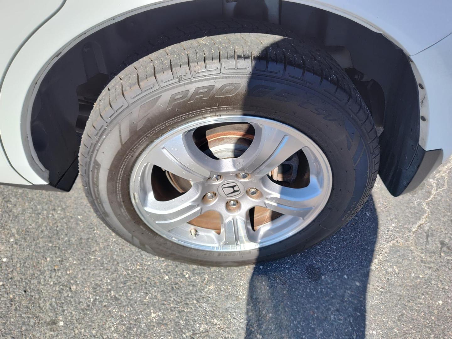 2013 WHITE Honda Pilot EX-L 4WD 5-Spd AT (5FNYF4H5XDB) with an 3.5L V6 SOHC 24V engine, 5-Speed Automatic transmission, located at 5700 Curlew Drive, Norfolk, VA, 23502, (757) 455-6330, 36.841885, -76.209412 - Photo#12