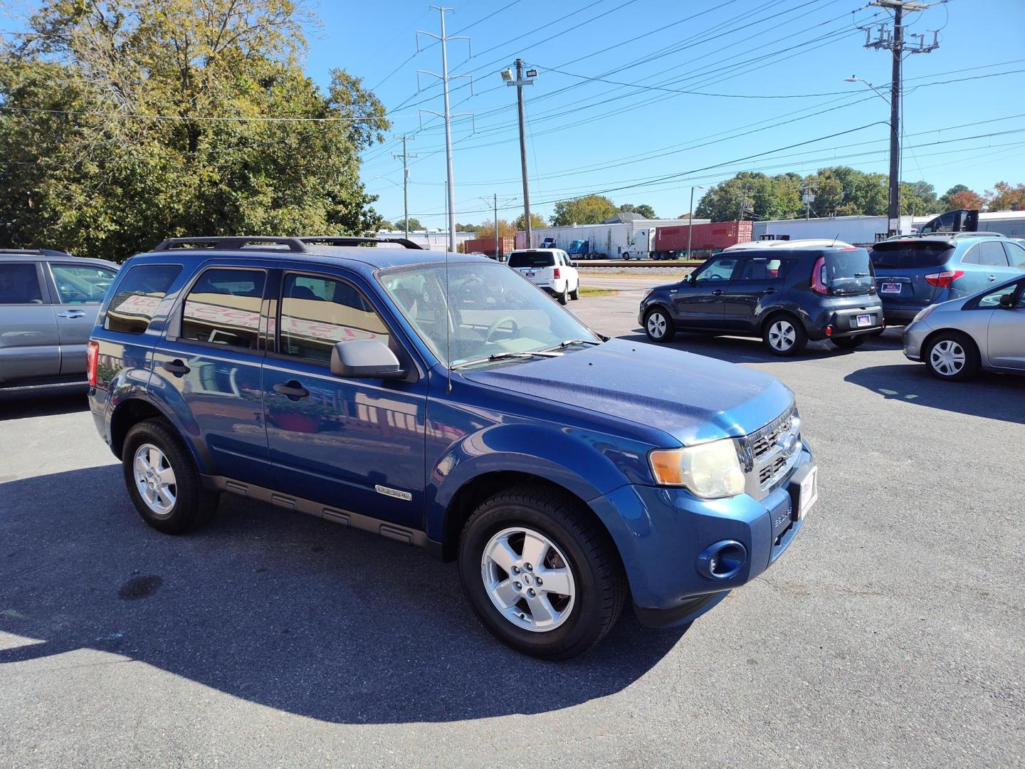 2008 Blue Ford Escape XLS 2WD AT (1FMCU02Z58K) with an 2.3L L4 DOHC 16V engine, 4-Speed Automatic Overdrive transmission, located at 5700 Curlew Drive, Norfolk, VA, 23502, (757) 455-6330, 36.841885, -76.209412 - Photo#17