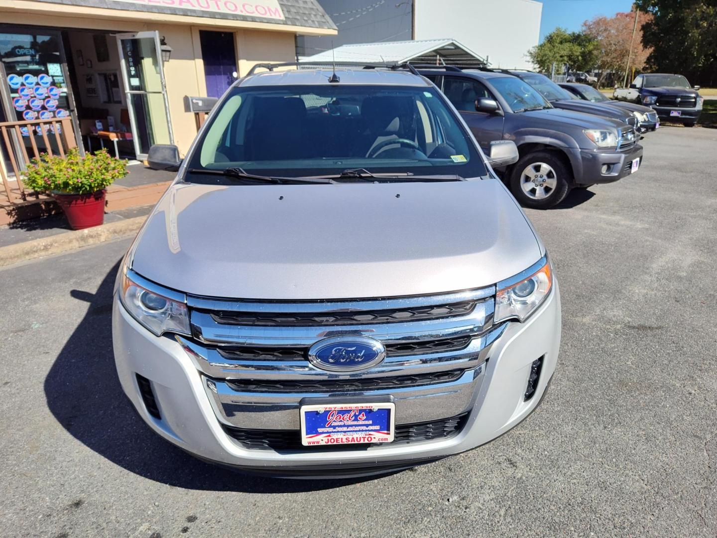 2013 Silver Ford Edge SE AWD (2FMDK4GC1DB) with an 3.5L V6 DOHC 24V engine, 6-Speed Automatic transmission, located at 5700 Curlew Drive, Norfolk, VA, 23502, (757) 455-6330, 36.841885, -76.209412 - Photo#3