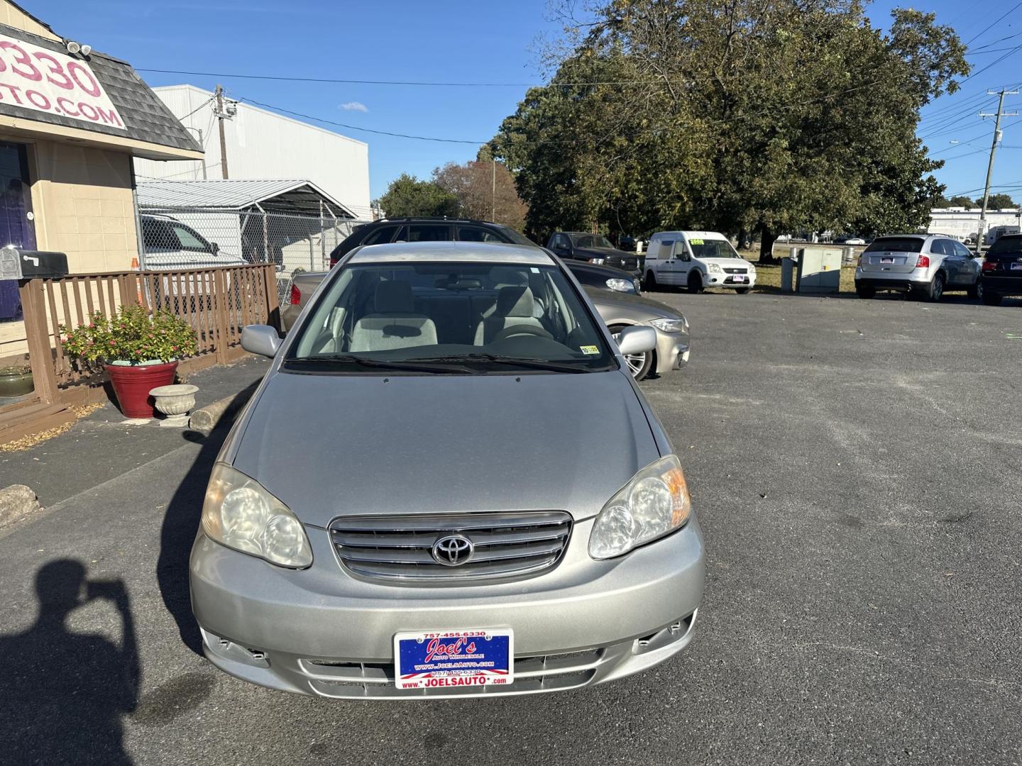 2003 Silver Toyota Corolla CE (2T1BR38E53C) with an 1.8L L4 DOHC 16V engine, located at 5700 Curlew Drive, Norfolk, VA, 23502, (757) 455-6330, 36.841885, -76.209412 - Photo#4