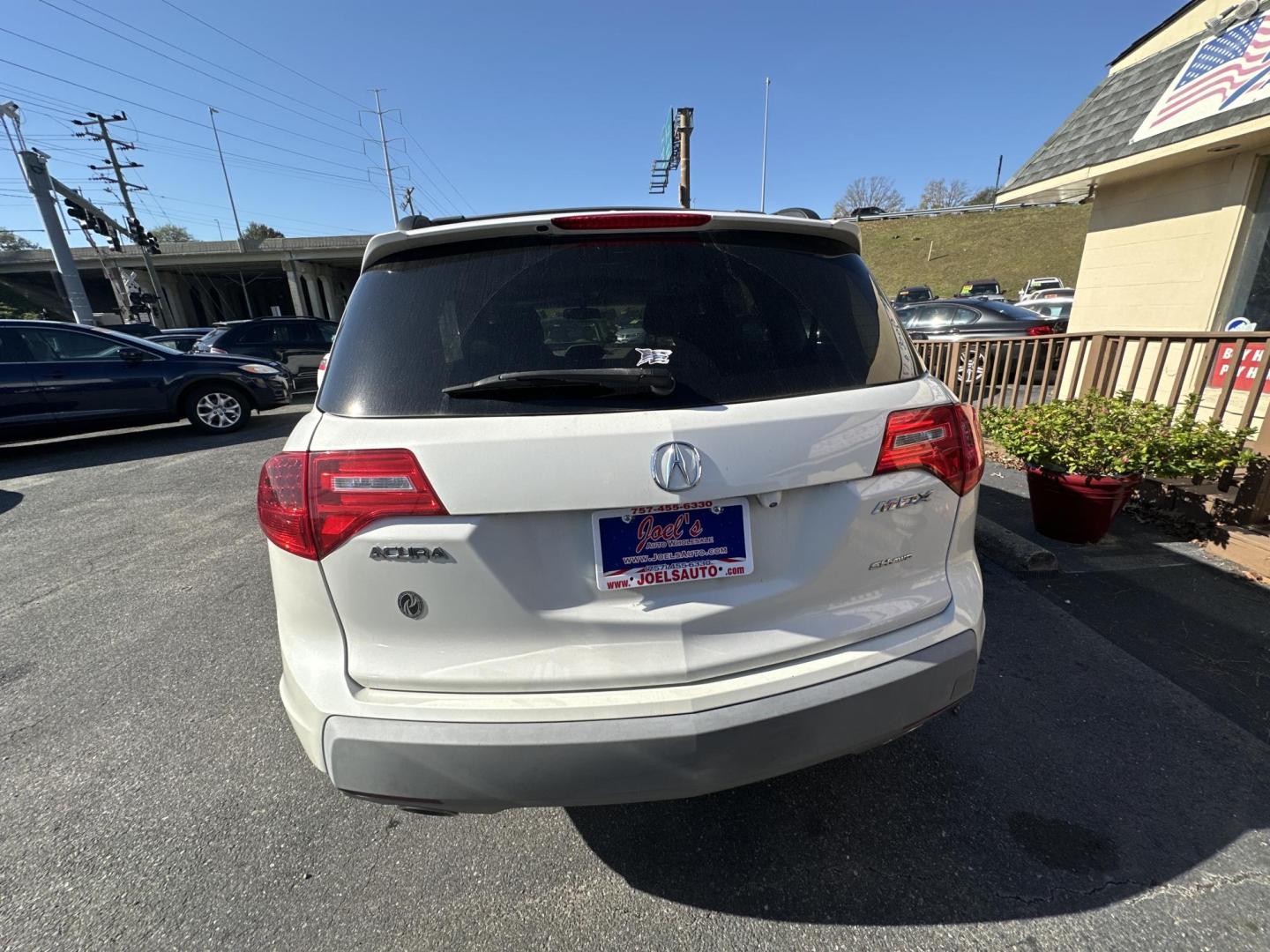 2009 WHITE Acura MDX Tech Package (2HNYD28619H) with an 3.5L V6 SOHC 24V engine, 5-Speed Automatic transmission, located at 5700 Curlew Drive, Norfolk, VA, 23502, (757) 455-6330, 36.841885, -76.209412 - Photo#2