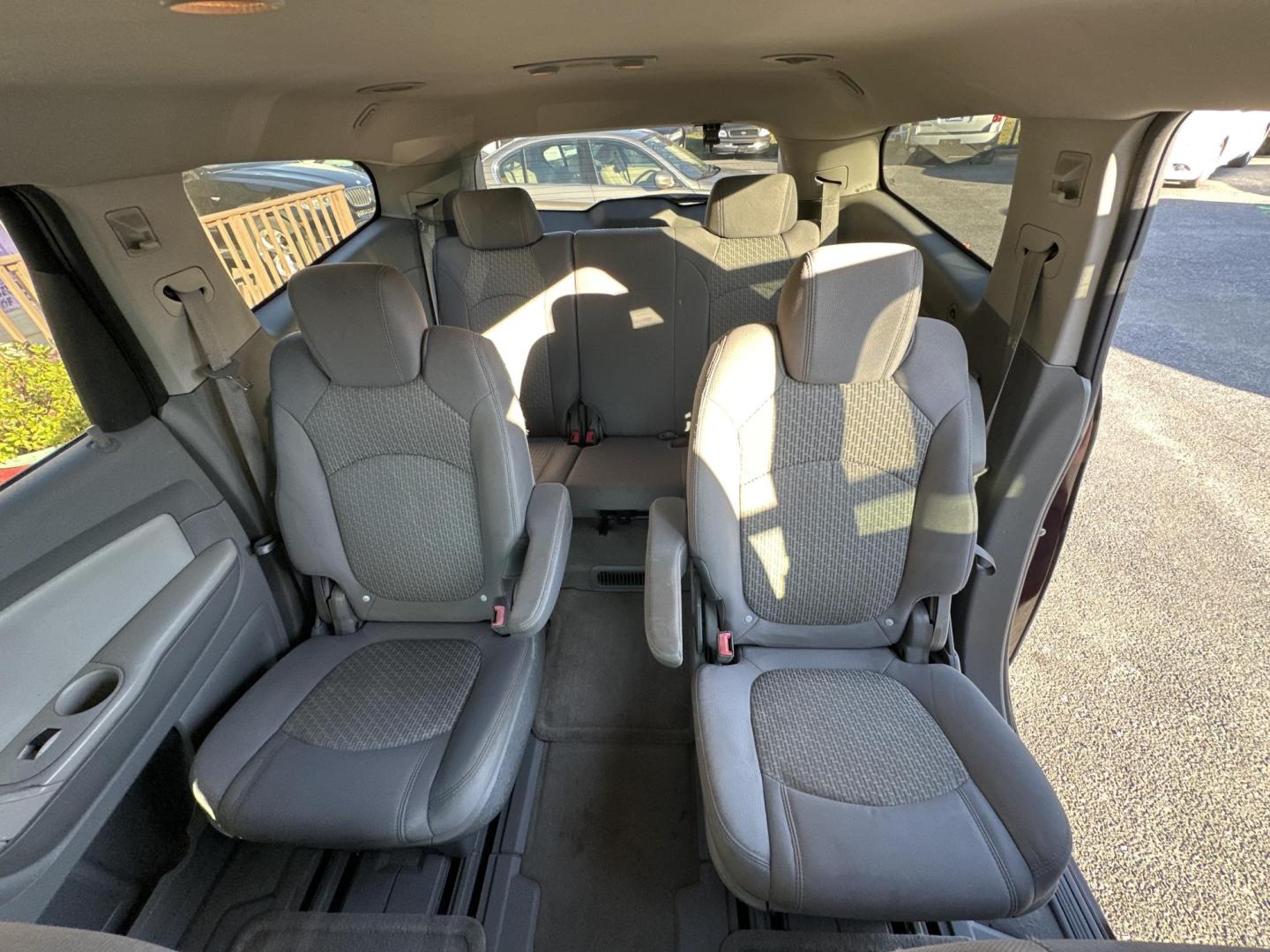 2010 Burgundy Chevrolet Traverse LT1 FWD (1GNLRFED2AS) with an 3.6L V6 DOHC 24V engine, 6-Speed Automatic transmission, located at 5700 Curlew Drive, Norfolk, VA, 23502, (757) 455-6330, 36.841885, -76.209412 - Photo#8