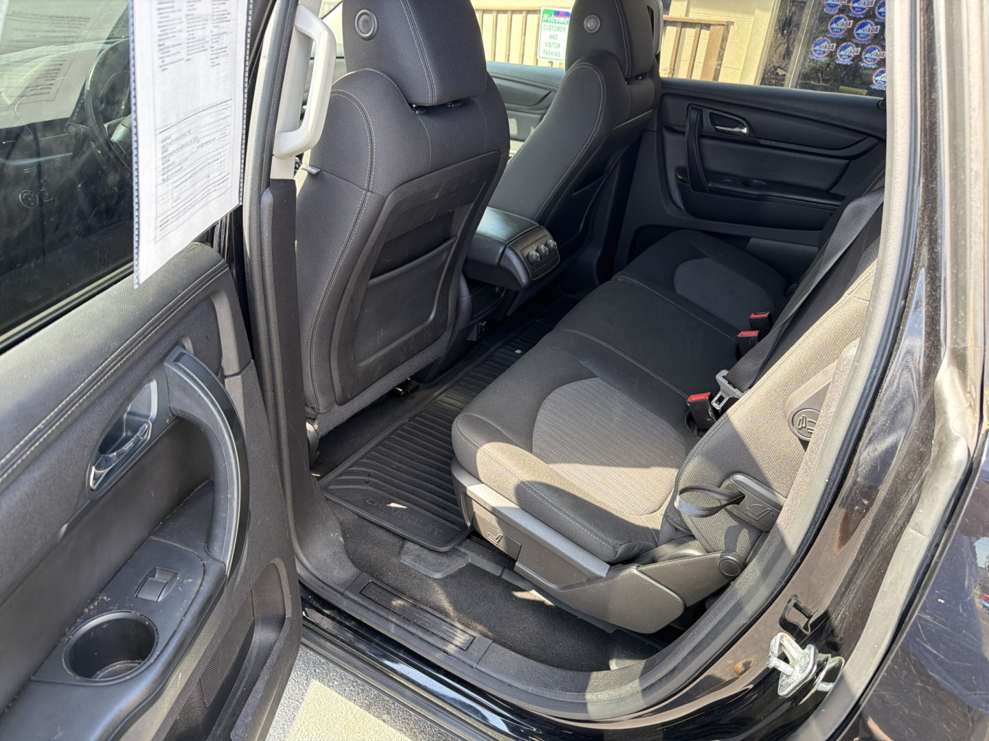 2016 Black Chevrolet Traverse 1LT AWD (1GNKVGKD0GJ) with an 3.6L V6 DOHC 24V engine, 6A transmission, located at 5700 Curlew Drive, Norfolk, VA, 23502, (757) 455-6330, 36.841885, -76.209412- Photo#7