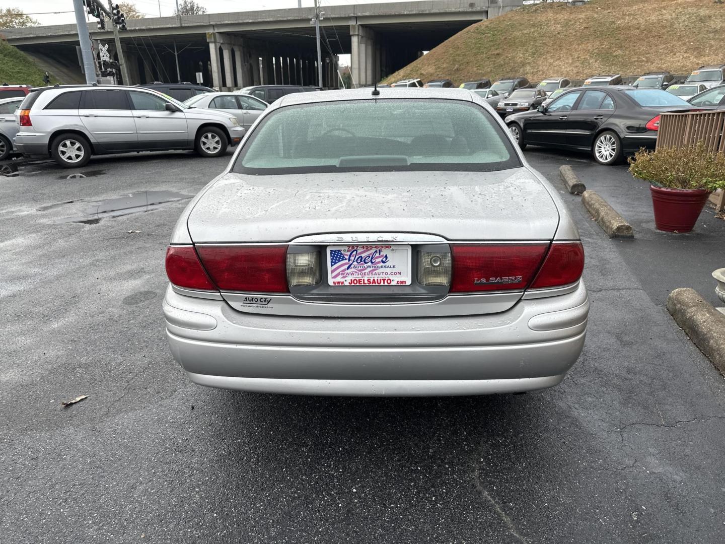 2005 Silver Buick LeSabre Custom (1G4HP52K25U) with an 3.8L V6 OHV 12V engine, 4-Speed Automatic Overdrive transmission, located at 5700 Curlew Drive, Norfolk, VA, 23502, (757) 455-6330, 36.841885, -76.209412 - Photo#1