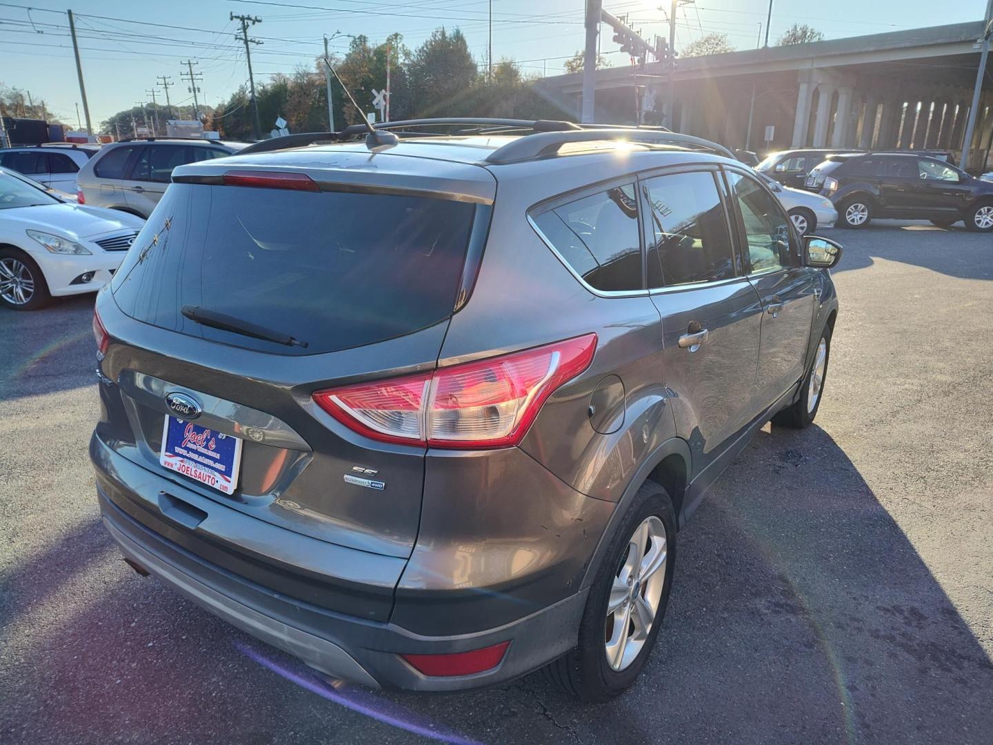 2013 Gray Ford Escape SE AWD (1FMCU9GX1DU) with an 1.6L L4 DOHC 16V engine, 6-Speed Automatic transmission, located at 5700 Curlew Drive, Norfolk, VA, 23502, (757) 455-6330, 36.841885, -76.209412 - Photo#14