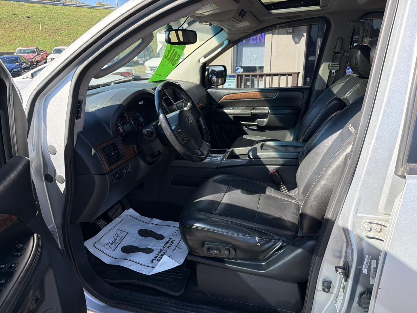 2011 Silver Nissan Armada SL 4WD (5N1AA0NC9BN) with an 5.6L V8 DOHC 32V engine, 5-Speed Automatic transmission, located at 5700 Curlew Drive, Norfolk, VA, 23502, (757) 455-6330, 36.841885, -76.209412- Photo#5