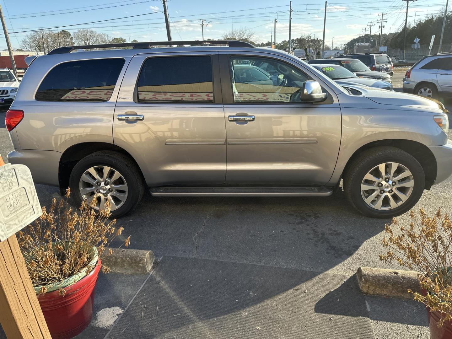 2010 Silver Toyota Sequoia Limited 4WD (5TDJY5G12AS) with an 5.7L V8 DOHC 32V engine, 6-Speed Automatic transmission, located at 5700 Curlew Drive, Norfolk, VA, 23502, (757) 455-6330, 36.841885, -76.209412 - Photo#3