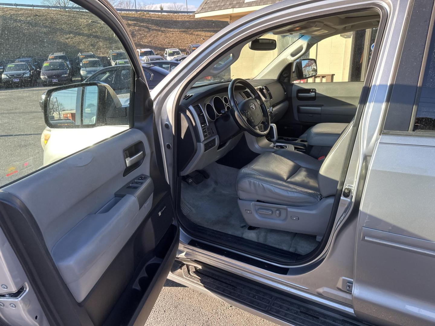 2010 Silver Toyota Sequoia Limited 4WD (5TDJY5G12AS) with an 5.7L V8 DOHC 32V engine, 6-Speed Automatic transmission, located at 5700 Curlew Drive, Norfolk, VA, 23502, (757) 455-6330, 36.841885, -76.209412 - Photo#5