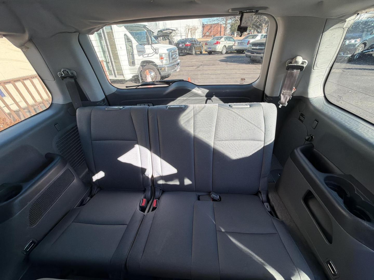 2007 Blue Honda Pilot LX 2WD (5FNYF28147B) with an 3.5L V6 SOHC 24V engine, 5-Speed Automatic Overdrive transmission, located at 5700 Curlew Drive, Norfolk, VA, 23502, (757) 455-6330, 36.841885, -76.209412 - Photo#11