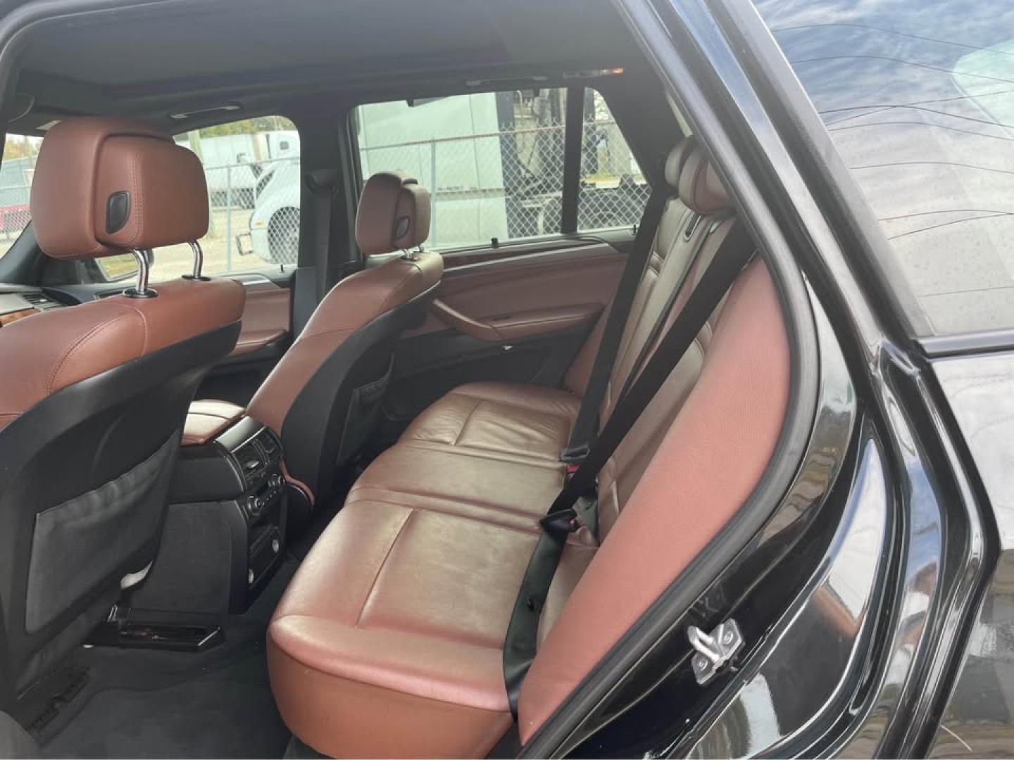 2012 Black /Brown BMW X5 xDrive35i (5UXZV4C5XCL) with an 3.5L L6 DOHC 24V engine, 6-Speed Automatic transmission, located at 5700 Curlew Drive, Norfolk, VA, 23502, (757) 455-6330, 36.841885, -76.209412 - CASH DEAL NO FINANCING -2012 BMW X5 35i Premium -Great condition -130k miles -VADLR - Photo#10