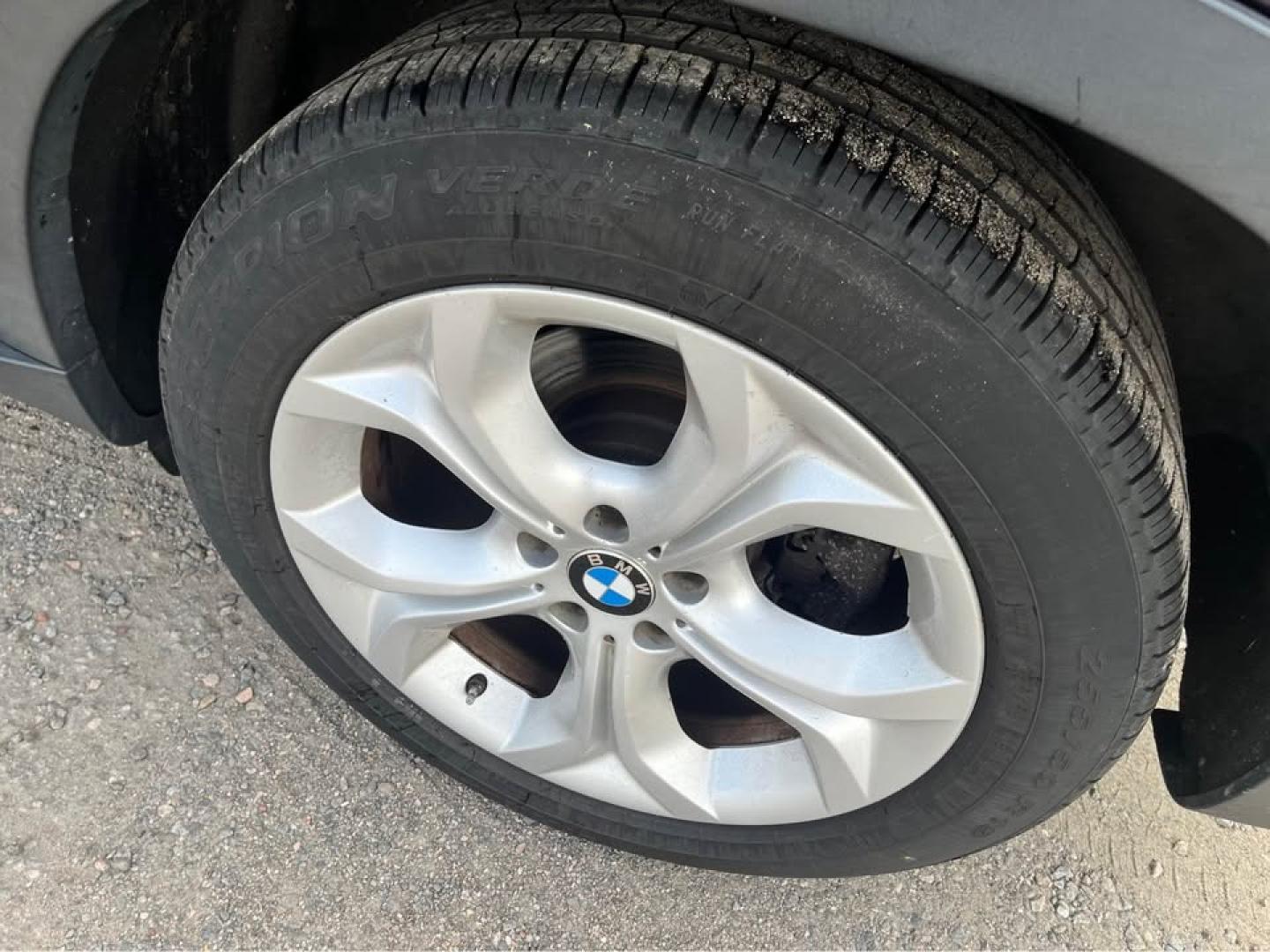 2012 Black /Brown BMW X5 xDrive35i (5UXZV4C5XCL) with an 3.5L L6 DOHC 24V engine, 6-Speed Automatic transmission, located at 5700 Curlew Drive, Norfolk, VA, 23502, (757) 455-6330, 36.841885, -76.209412 - CASH DEAL NO FINANCING -2012 BMW X5 35i Premium -Great condition -130k miles -VADLR - Photo#8