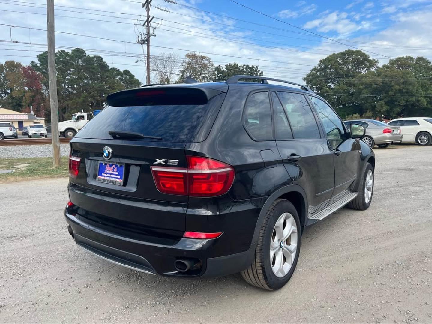 2012 Black /Brown BMW X5 xDrive35i (5UXZV4C5XCL) with an 3.5L L6 DOHC 24V engine, 6-Speed Automatic transmission, located at 5700 Curlew Drive, Norfolk, VA, 23502, (757) 455-6330, 36.841885, -76.209412 - CASH DEAL NO FINANCING -2012 BMW X5 35i Premium -Great condition -130k miles -VADLR - Photo#3