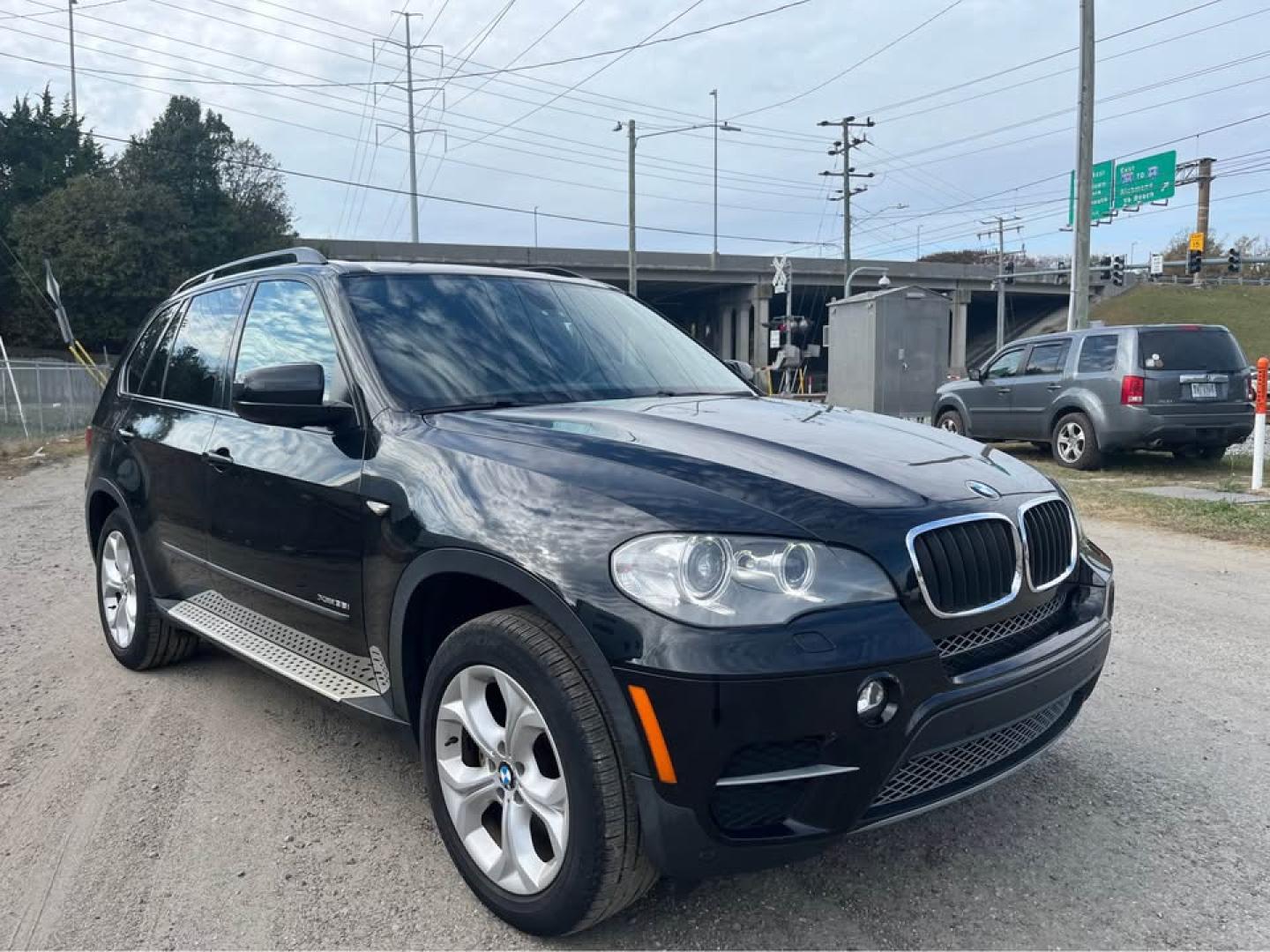2012 Black /Brown BMW X5 xDrive35i (5UXZV4C5XCL) with an 3.5L L6 DOHC 24V engine, 6-Speed Automatic transmission, located at 5700 Curlew Drive, Norfolk, VA, 23502, (757) 455-6330, 36.841885, -76.209412 - CASH DEAL NO FINANCING -2012 BMW X5 35i Premium -Great condition -130k miles -VADLR - Photo#1