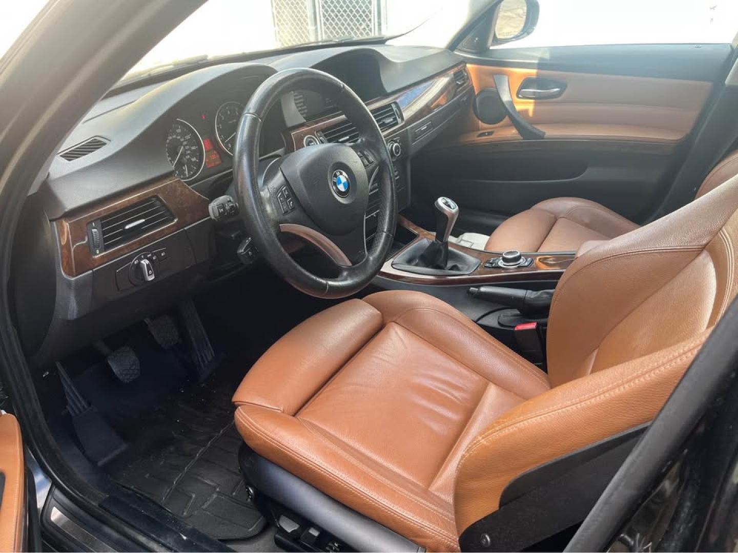 2010 Black /Brown BMW 3-Series 335i xDrive (WBAPL3C54AA) with an 3.0L L6 DOHC 24V engine, 6 Speed Manual transmission, located at 5700 Curlew Drive, Norfolk, VA, 23502, (757) 455-6330, 36.841885, -76.209412 - CASH DEAL NO FINANCING -2010 BMW 335xi N54 Twin Turbo -6 Speed Manual! -Sports seats and steering wheel -Well optioned -No issues, no leaks, no service lights -Fresh oil change -New state inspection -Stock no mods! -Ready for a new owner -Virginia dealer - Photo#7