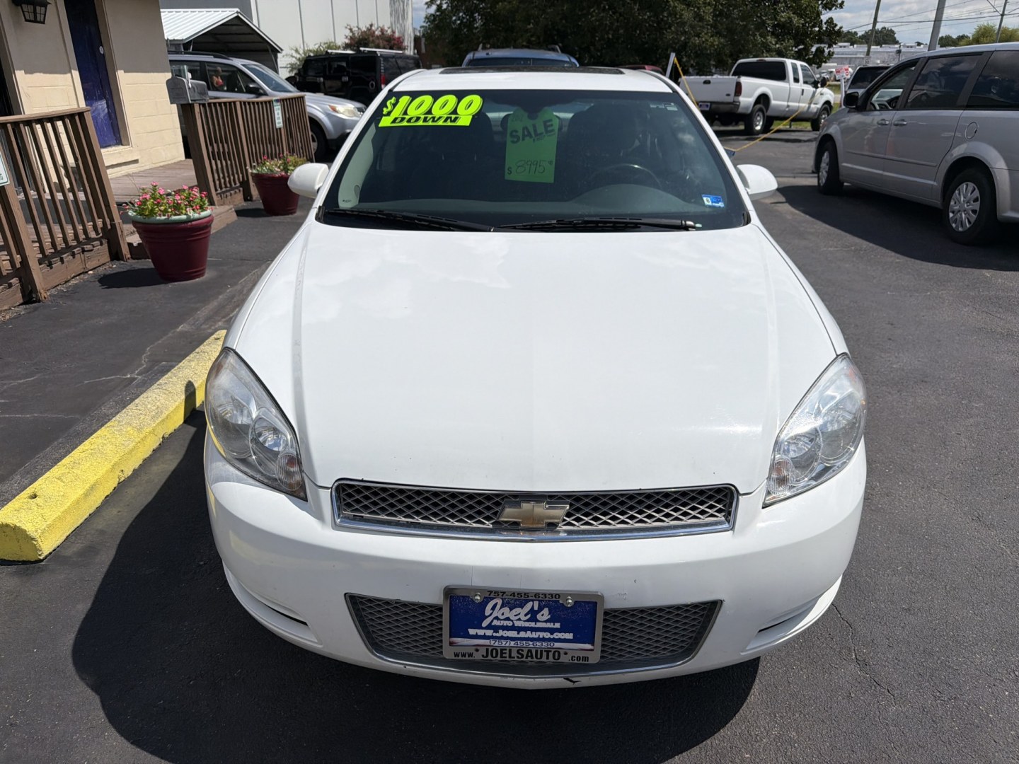 2012 white Chevrolet Impala LT (Fleet) (2G1WG5E31C1) with an 3.6L V6 DOHC 16V FFV engine, 6-Speed Automatic transmission, located at 5700 Curlew Drive, Norfolk, VA, 23502, (757) 455-6330, 36.841885, -76.209412- Photo#4