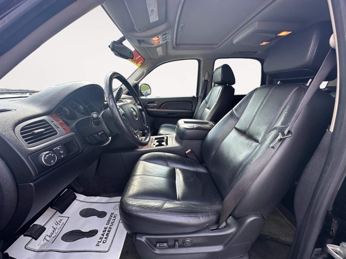 2008 Black Chevrolet Tahoe LS 2WD (1GNFC13098R) with an 5.3L V8 OHV 16V FFV engine, 4-Speed Automatic Overdrive transmission, located at 5700 Curlew Dr., Norfolk, VA, 23502, (703) 554-4373, 36.841885, -76.209412 - Photo#8