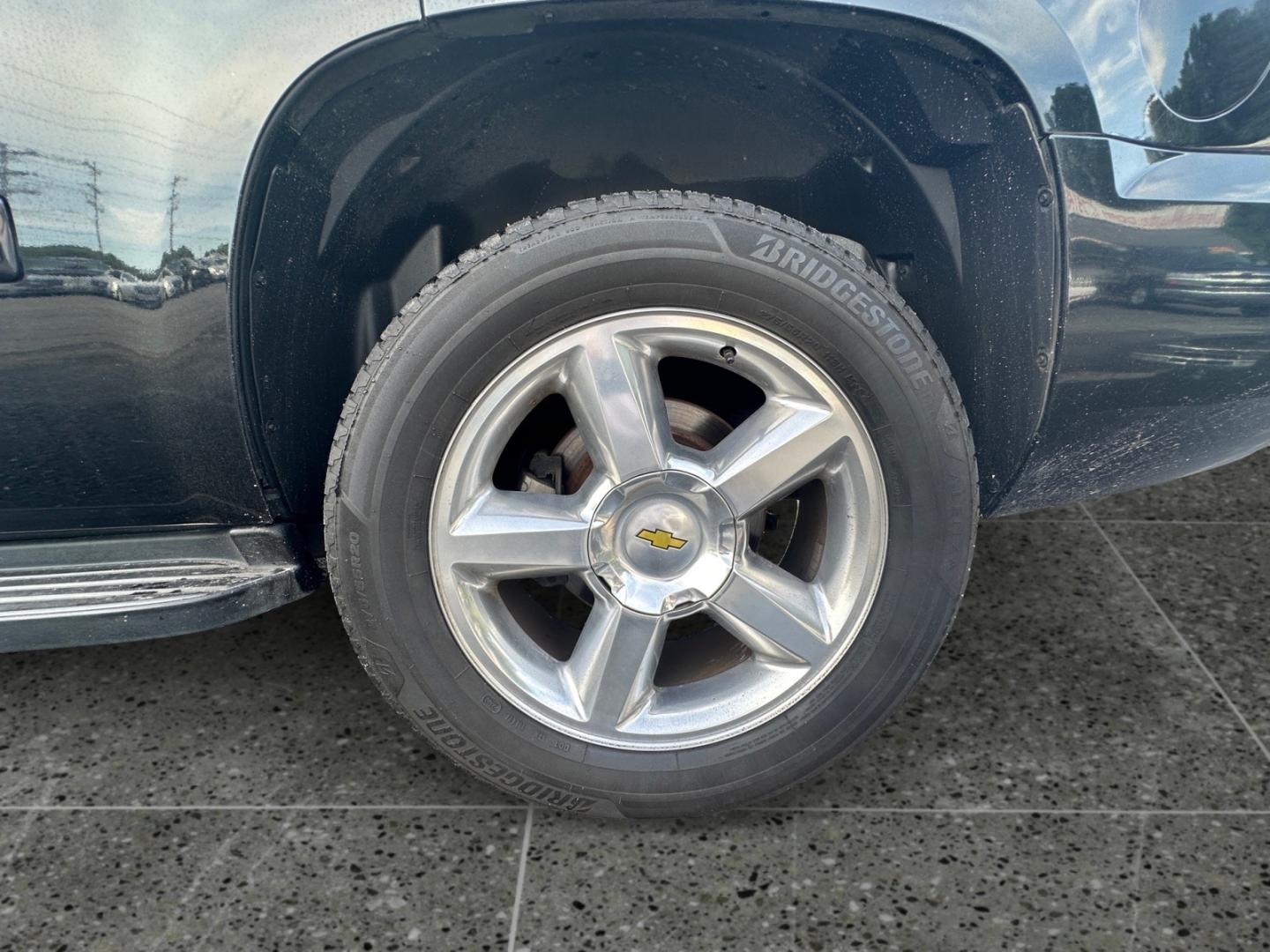 2008 Black Chevrolet Tahoe LS 2WD (1GNFC13098R) with an 5.3L V8 OHV 16V FFV engine, 4-Speed Automatic Overdrive transmission, located at 5700 Curlew Dr., Norfolk, VA, 23502, (703) 554-4373, 36.841885, -76.209412 - Photo#13