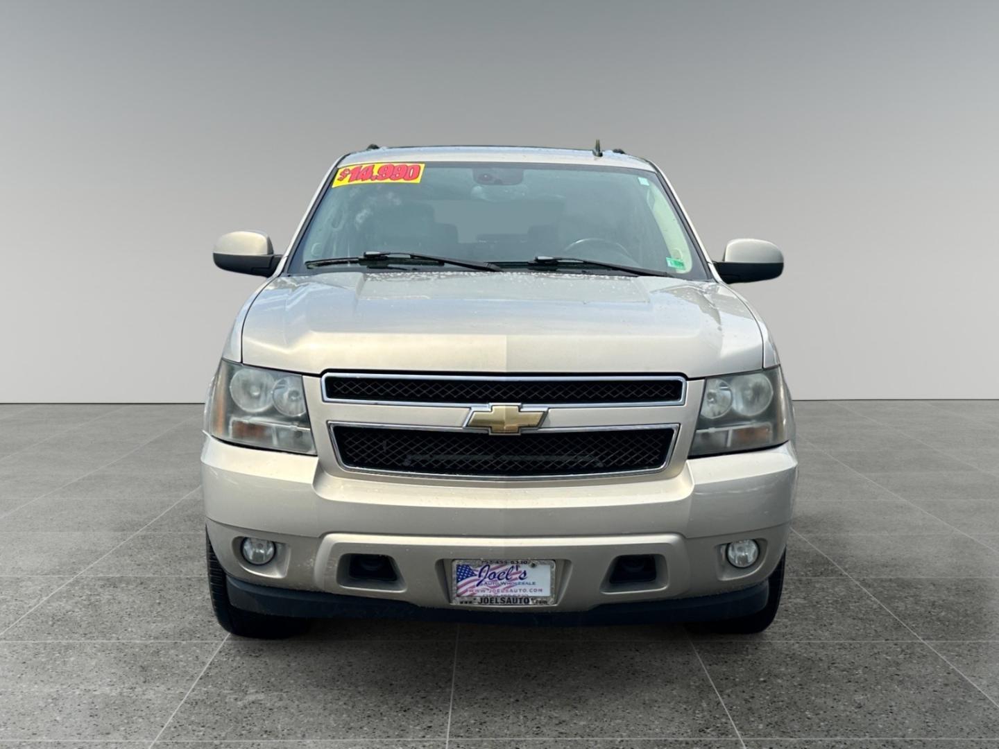 2007 Tan Chevrolet Suburban LS 1500 4WD (1GNFK16377J) with an 5.3L V8 OHV 16V FFV engine, 4-Speed Automatic Overdrive transmission, located at 5700 Curlew Drive, Norfolk, VA, 23502, (757) 455-6330, 36.841885, -76.209412 - Photo#7