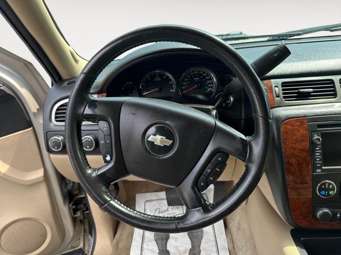 2007 Tan Chevrolet Suburban LS 1500 4WD (1GNFK16377J) with an 5.3L V8 OHV 16V FFV engine, 4-Speed Automatic Overdrive transmission, located at 5700 Curlew Drive, Norfolk, VA, 23502, (757) 455-6330, 36.841885, -76.209412 - Photo#10