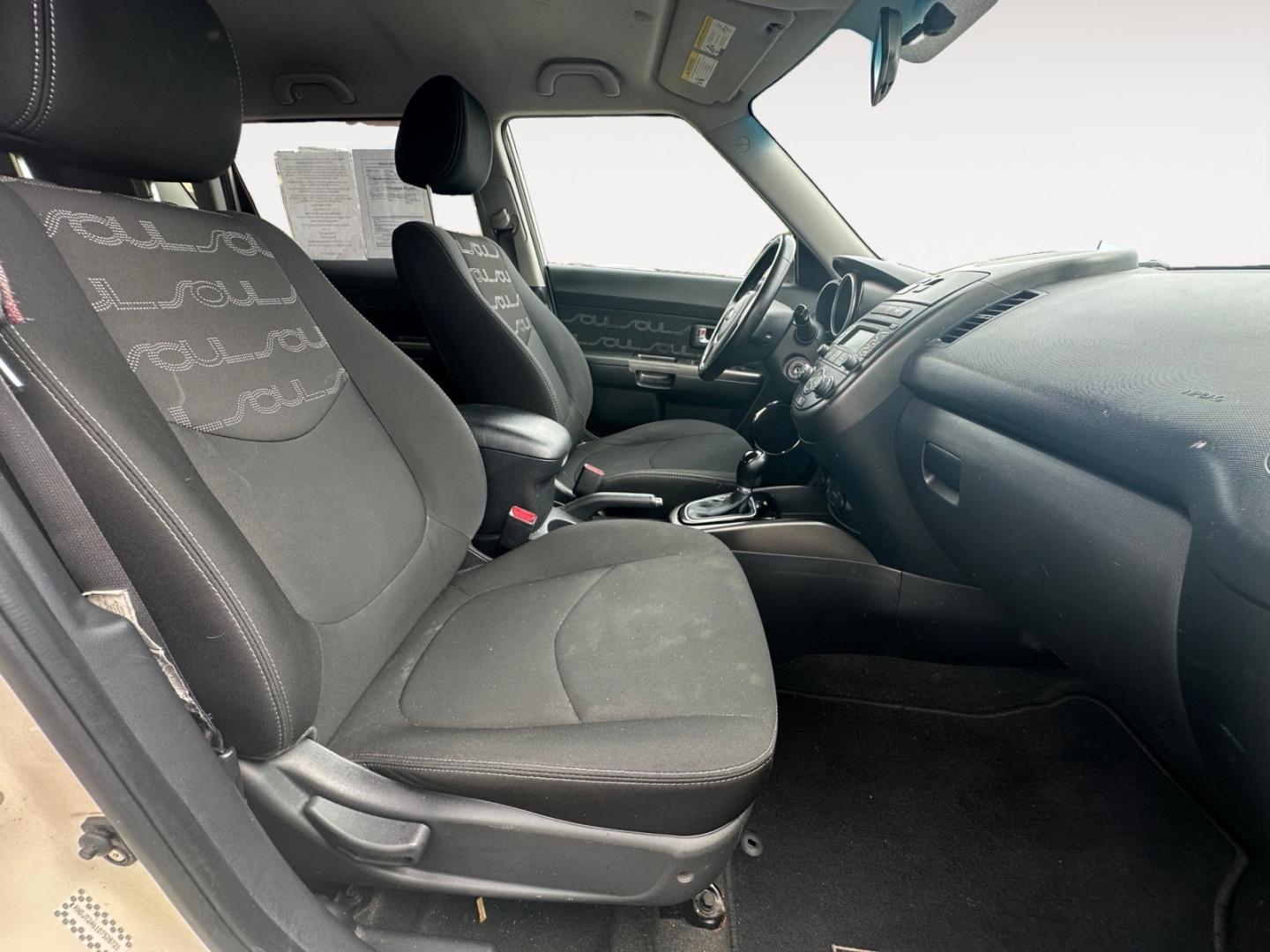 2013 Tan Kia Soul (KNDJT2A61D7) with an 2.0L L4 DOHC 16V engine, Automatic transmission, located at 5700 Curlew Drive, Norfolk, VA, 23502, (757) 455-6330, 36.841885, -76.209412 - Photo#11