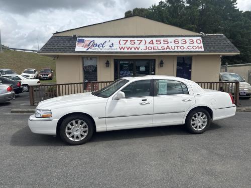 2007 Lincoln Town Car Signature Limited