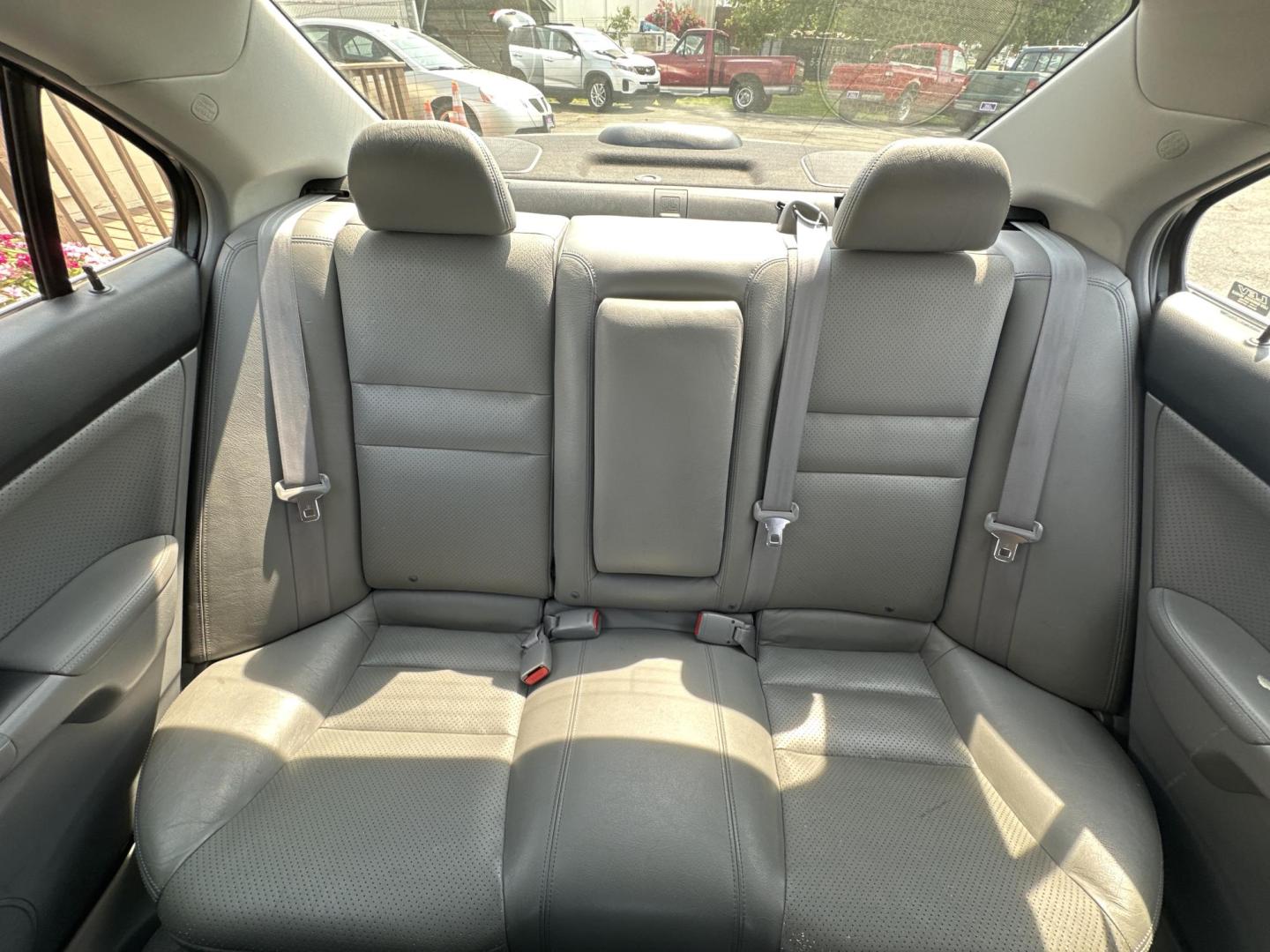 2004 Blue Acura TSX 5-speed AT (JH4CL96894C) with an 2.4L L4 DOHC 16V engine, 5-Speed Automatic Overdrive transmission, located at 5700 Curlew Drive, Norfolk, VA, 23502, (757) 455-6330, 36.841885, -76.209412 - Photo#9