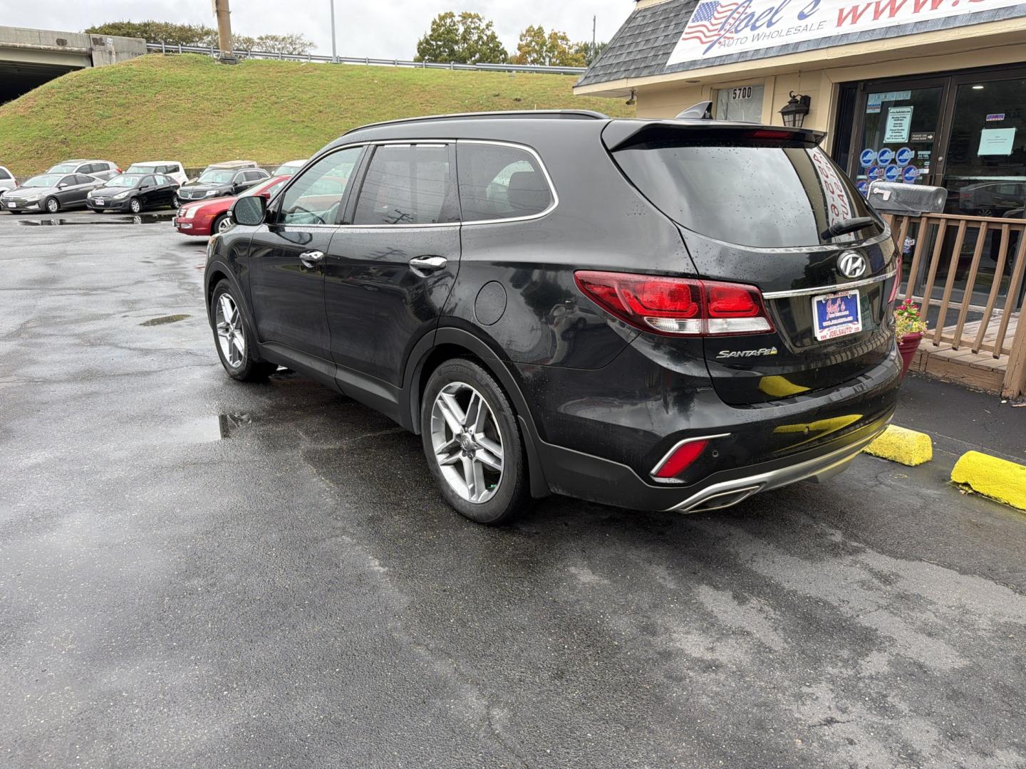 2018 Black Hyundai Santa Fe Ultimate AWD (KM8SRDHF3JU) with an 3.3L V6 DOHC 24V engine, 6A transmission, located at 5700 Curlew Drive, Norfolk, VA, 23502, (757) 455-6330, 36.841885, -76.209412- Photo#1