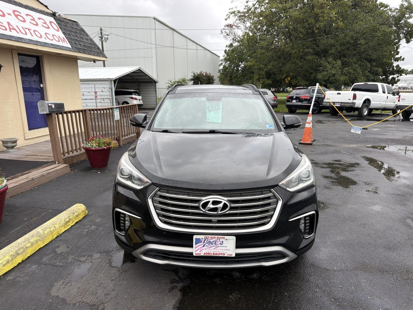 2018 Black Hyundai Santa Fe Ultimate AWD (KM8SRDHF3JU) with an 3.3L V6 DOHC 24V engine, 6A transmission, located at 5700 Curlew Drive, Norfolk, VA, 23502, (757) 455-6330, 36.841885, -76.209412- Photo#4