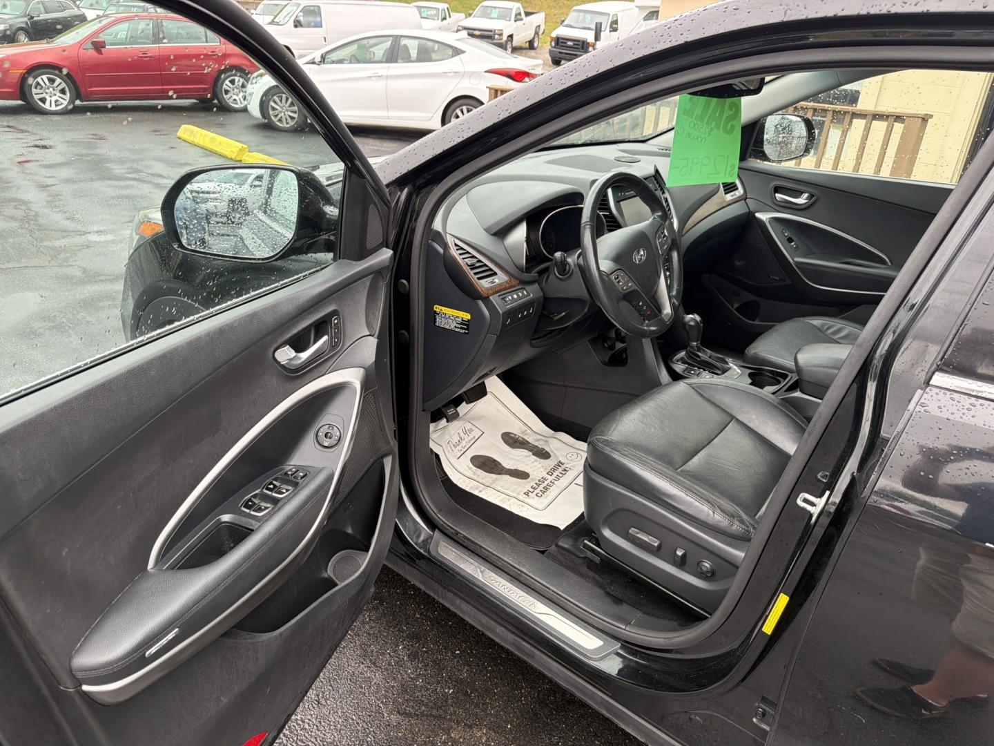 2018 Black Hyundai Santa Fe Ultimate AWD (KM8SRDHF3JU) with an 3.3L V6 DOHC 24V engine, 6A transmission, located at 5700 Curlew Drive, Norfolk, VA, 23502, (757) 455-6330, 36.841885, -76.209412- Photo#5