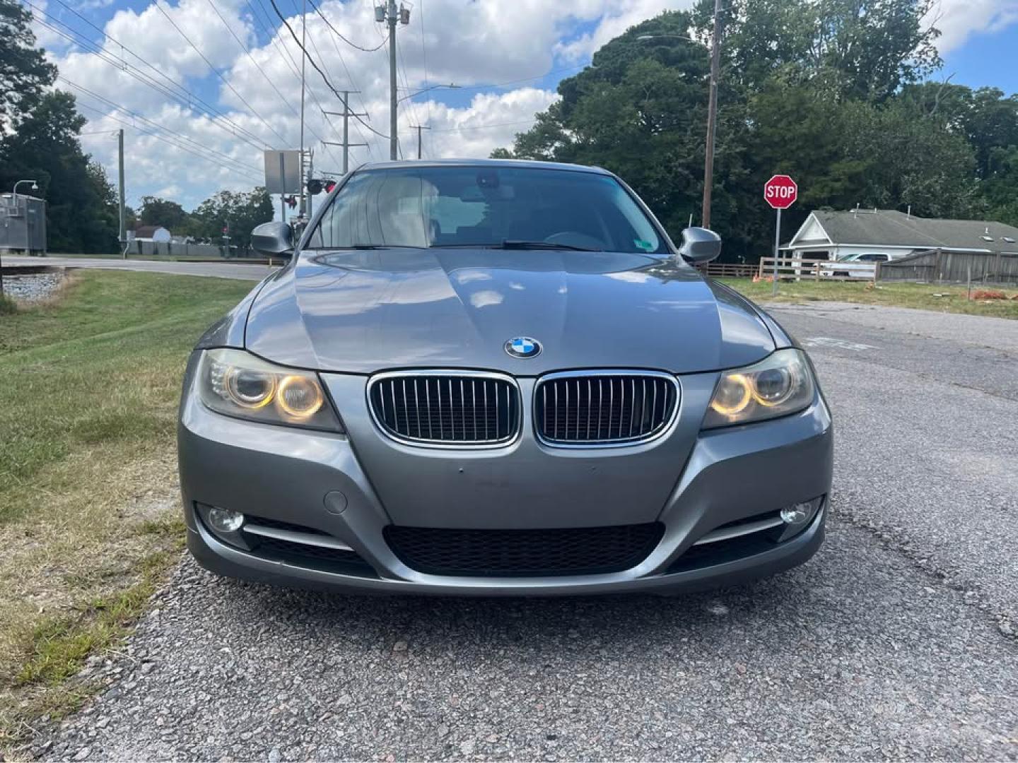 2011 Grey /Black BMW 3-Series 335i (WBAPM5C52BA) with an 3.0L L6 DOHC 24V engine, 6-Speed Automatic transmission, located at 5700 Curlew Drive, Norfolk, VA, 23502, (757) 455-6330, 36.841885, -76.209412 - -M Sport Suspension -Sport seats -Sport steering wheel -No mechanical issues -Drives great -VSRF charge pipe -Fresh liqui Molly oil change -New state inspection -Ready for a new owner -Virginia dealer - Photo#2