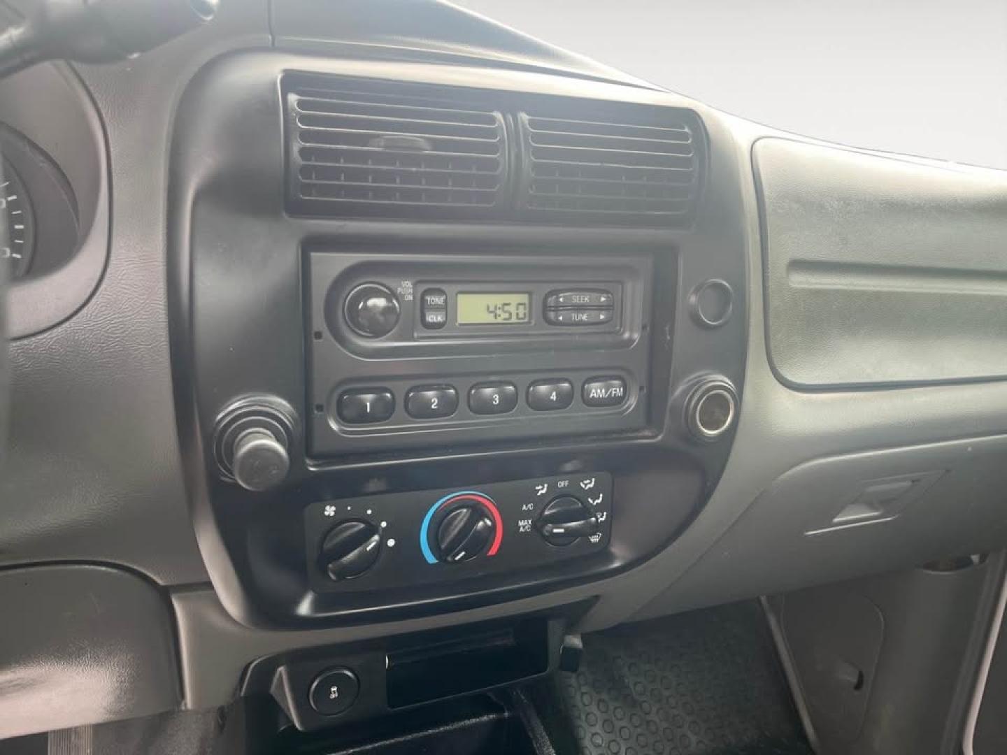 2011 White /Black Ford Ranger XL 2WD (1FTKR1AD6BP) with an 2.3L L4 SOHC 8V engine, 5-Speed Automatic Overdrive transmission, located at 5700 Curlew Drive, Norfolk, VA, 23502, (757) 455-6330, 36.841885, -76.209412 - -New state inspection -No issues -Ready for a new owner -Virginia dealer message for appt - Photo#13