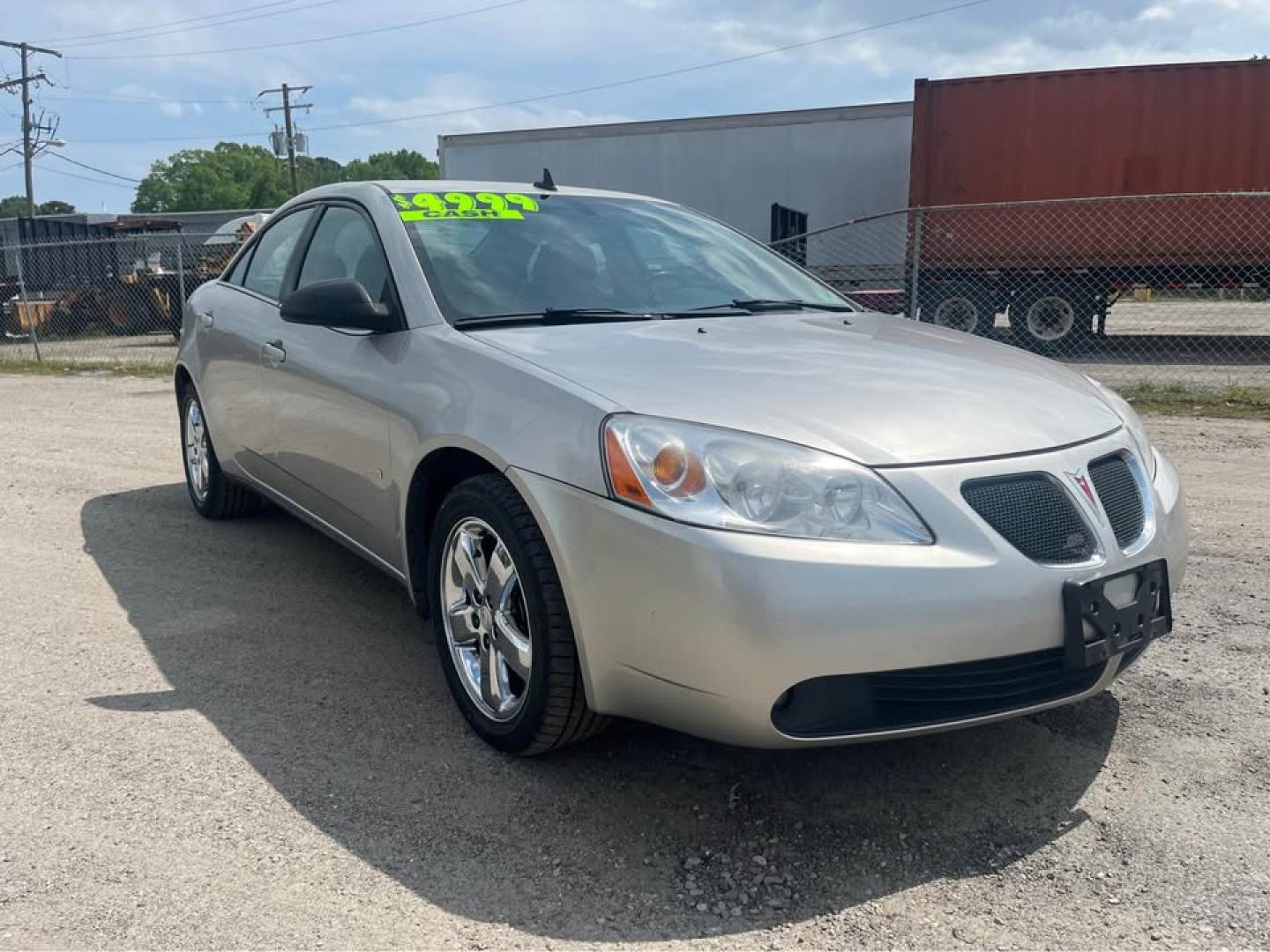 2008 Silver /Black Pontiac G6 GT Sedan (1G2ZH57N884) with an 3.5L V6 OHV 12V engine, 4-Speed Automatic transmission, located at 5700 Curlew Drive, Norfolk, VA, 23502, (757) 455-6330, 36.841885, -76.209412 - -130k Miles -No issues -Ready for a new owner -New state inspection -Virginia dealer - Photo#8