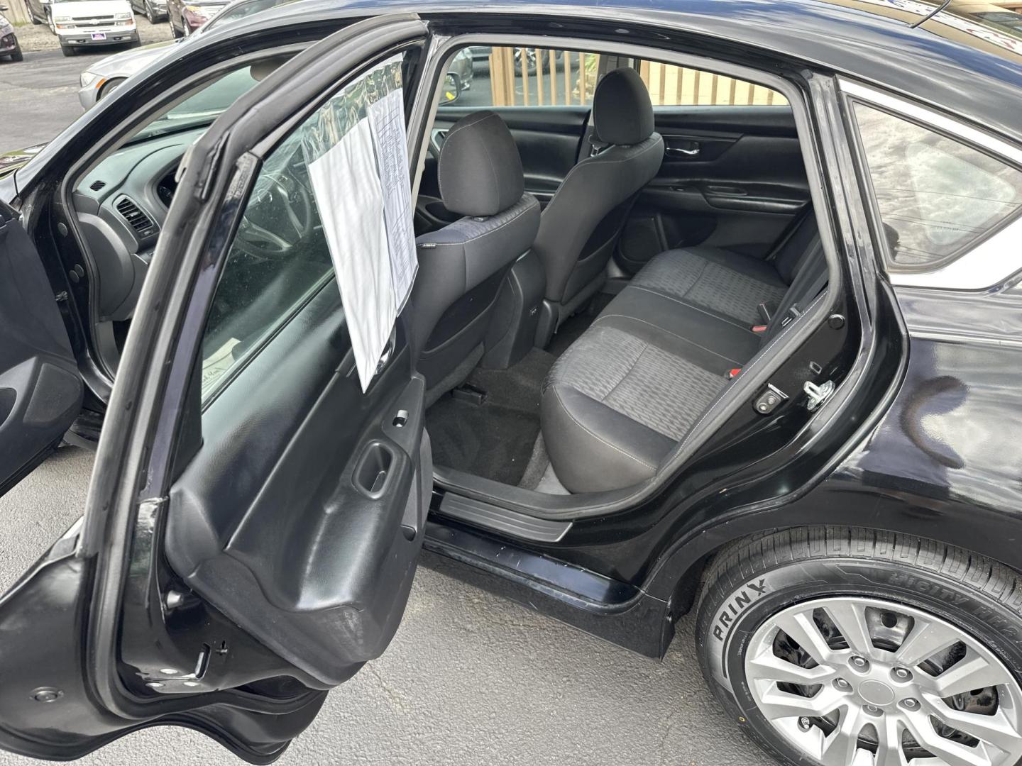 2018 Black Nissan Altima 2.5 (1N4AL3AP1JC) with an 2.5L L4 DOHC 16V engine, CVT transmission, located at 5700 Curlew Drive, Norfolk, VA, 23502, (757) 455-6330, 36.841885, -76.209412 - Photo#8