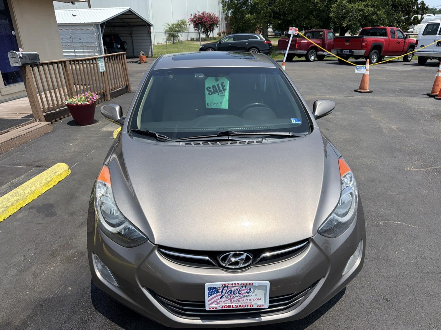 2013 Gold Hyundai Elantra Limited (5NPDH4AE4DH) with an 1.8L L4 DOHC 16V engine, 6-Speed Automatic transmission, located at 5700 Curlew Drive, Norfolk, VA, 23502, (757) 455-6330, 36.841885, -76.209412- Photo#4