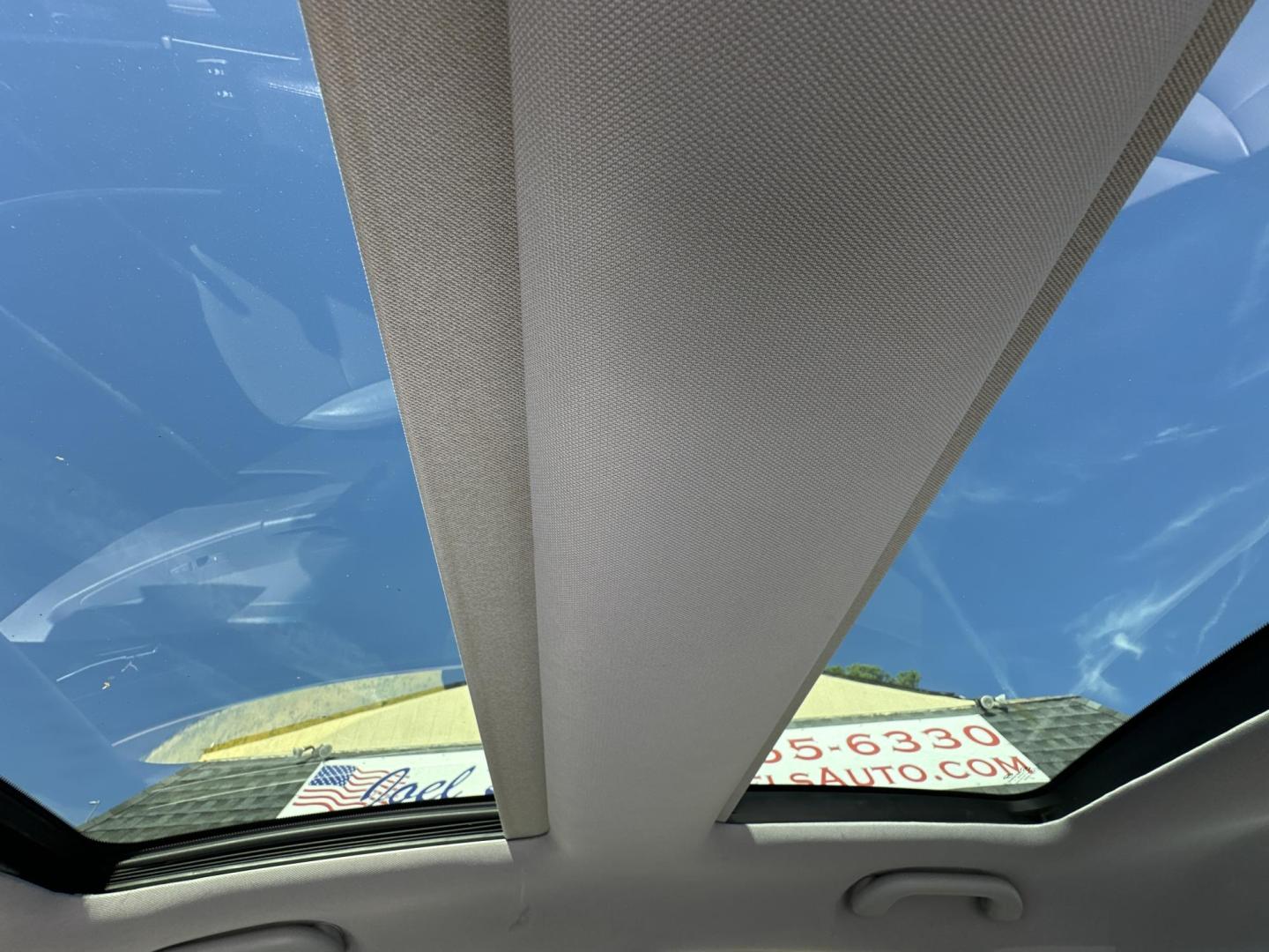 2013 Gray Hyundai Sonata Limited Auto (5NPEC4AC0DH) with an 2.4L L4 DOHC 16V engine, 6-Speed Automatic transmission, located at 5700 Curlew Drive, Norfolk, VA, 23502, (757) 455-6330, 36.841885, -76.209412 - Photo#9