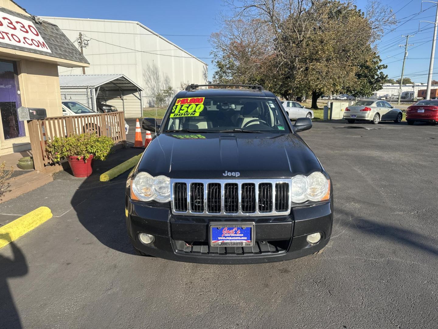 2009 Black Jeep Grand Cherokee Limited 4WD (1J8HR58P89C) with an 4.7L V8 SOHC 16V FFV engine, 5-Speed Automatic transmission, located at 5700 Curlew Drive, Norfolk, VA, 23502, (757) 455-6330, 36.841885, -76.209412 - Photo#5