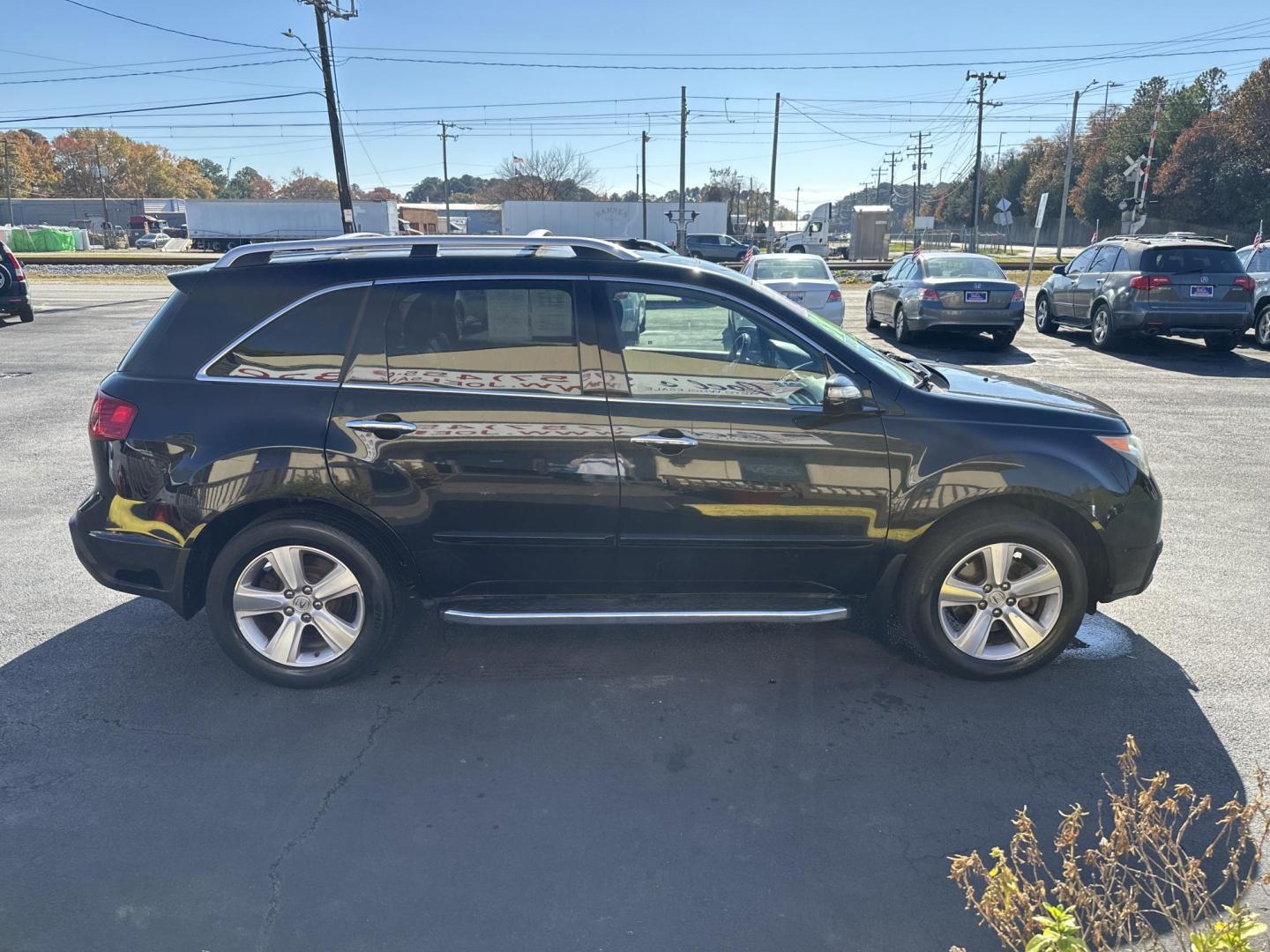 2013 Black Acura MDX 6-Spd AT w/Tech Package (2HNYD2H44DH) with an 3.5L V6 SOHC 24V engine, 6-Speed Automatic transmission, located at 5700 Curlew Drive, Norfolk, VA, 23502, (757) 455-6330, 36.841885, -76.209412 - Photo#4